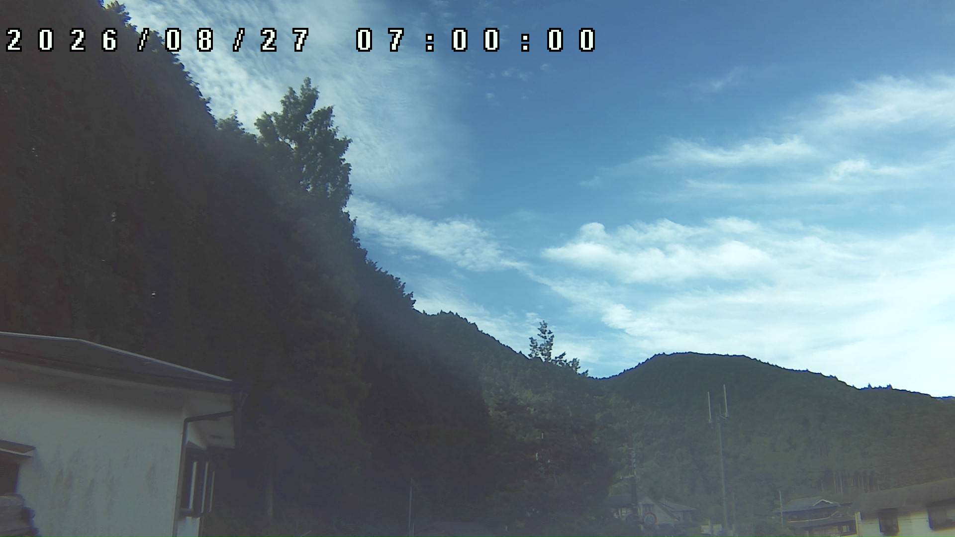 2026年8月27日 07:00ごろの金剛山登山口周辺の空