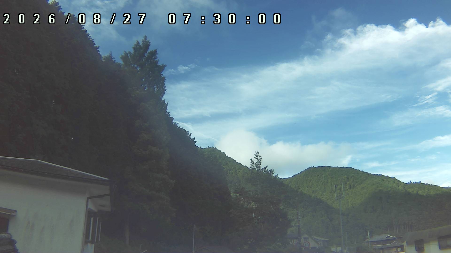 2026年8月27日 07:30ごろの金剛山登山口周辺の空
