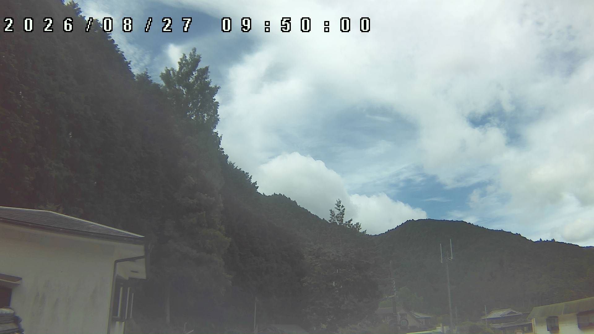 2026年8月27日 09:50ごろの金剛山登山口周辺の空