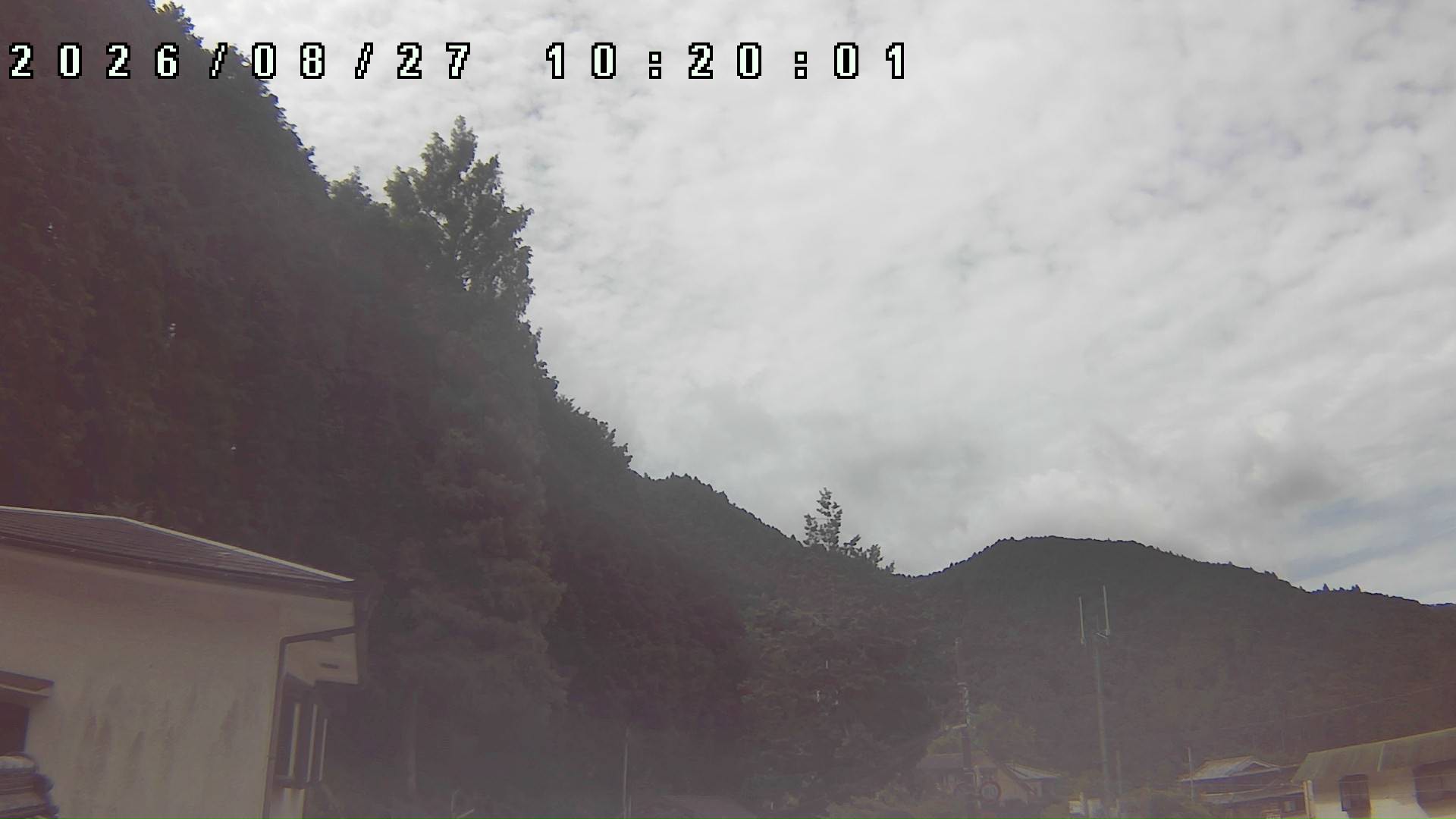 2026年8月27日 10:20ごろの金剛山登山口周辺の空
