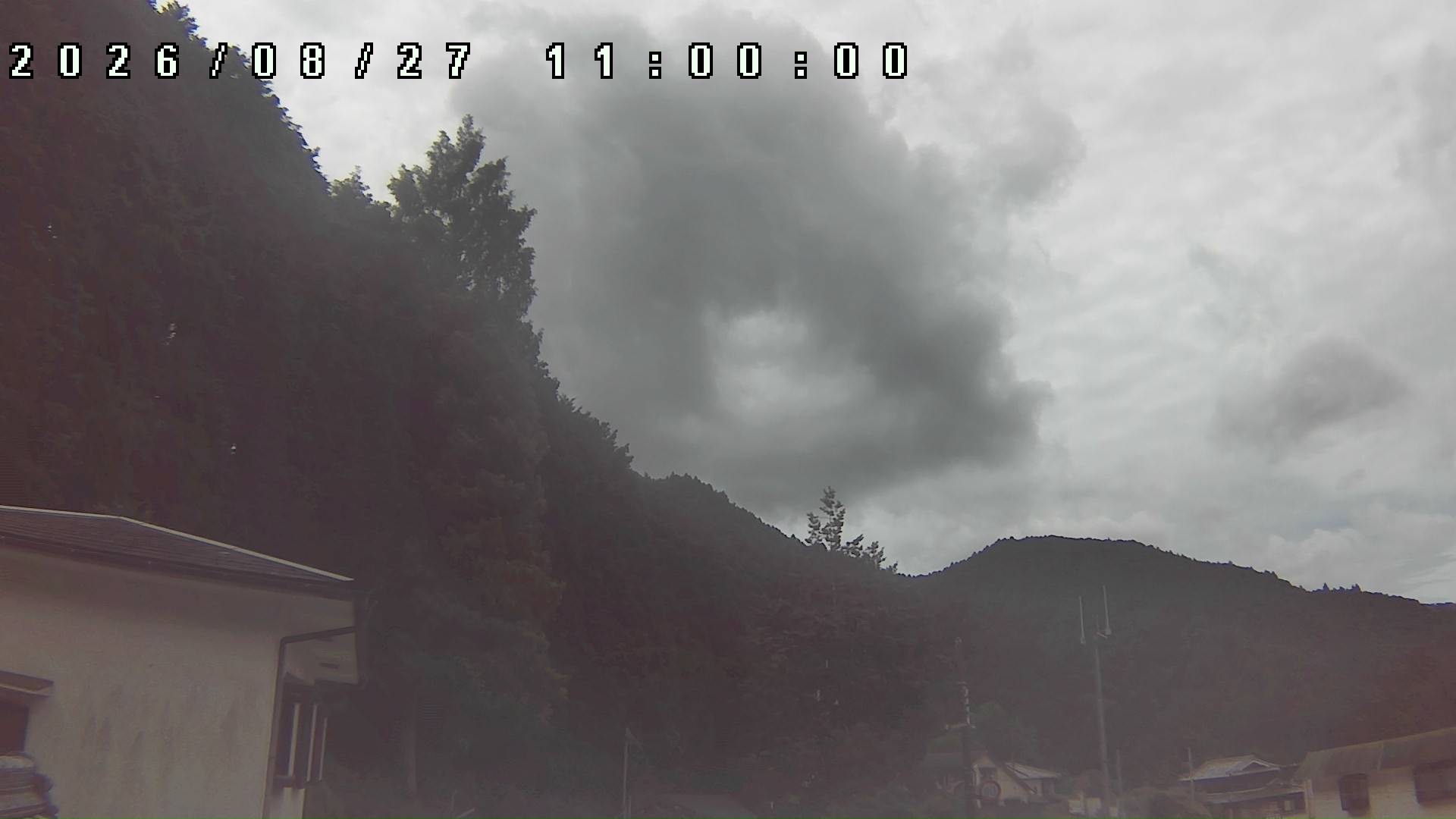 2026年8月27日 11:00ごろの金剛山登山口周辺の空