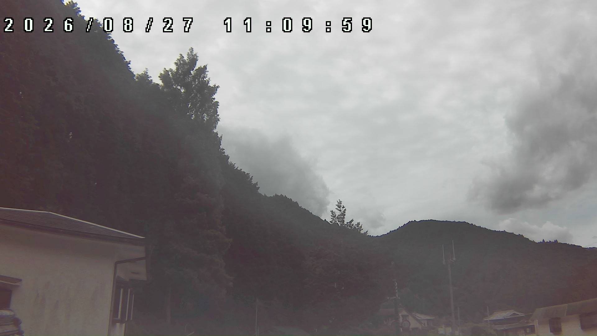 2026年8月27日 11:10ごろの金剛山登山口周辺の空