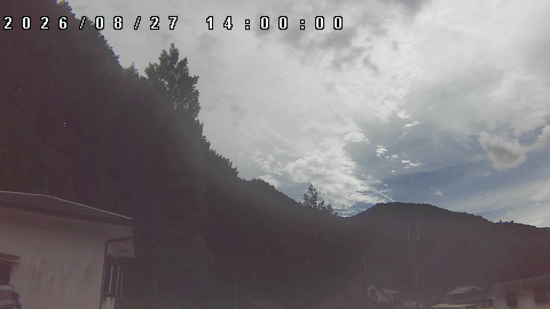 2026年8月27日 14:00ごろの金剛山登山口周辺の空