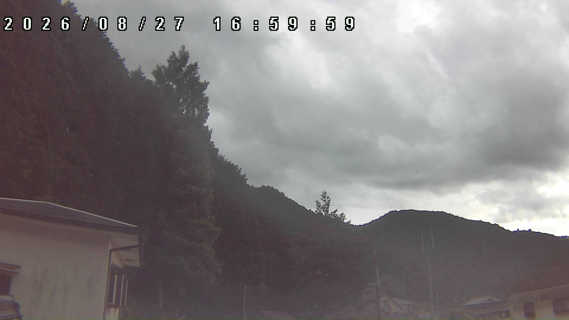 2026年8月27日 17:00ごろの金剛山登山口周辺の空