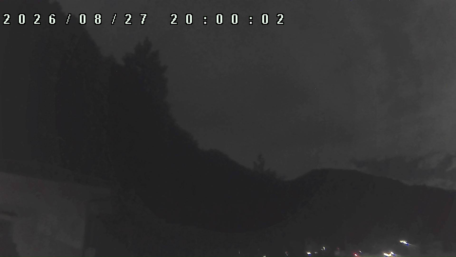 2026年8月27日 20:00ごろの金剛山登山口周辺の空