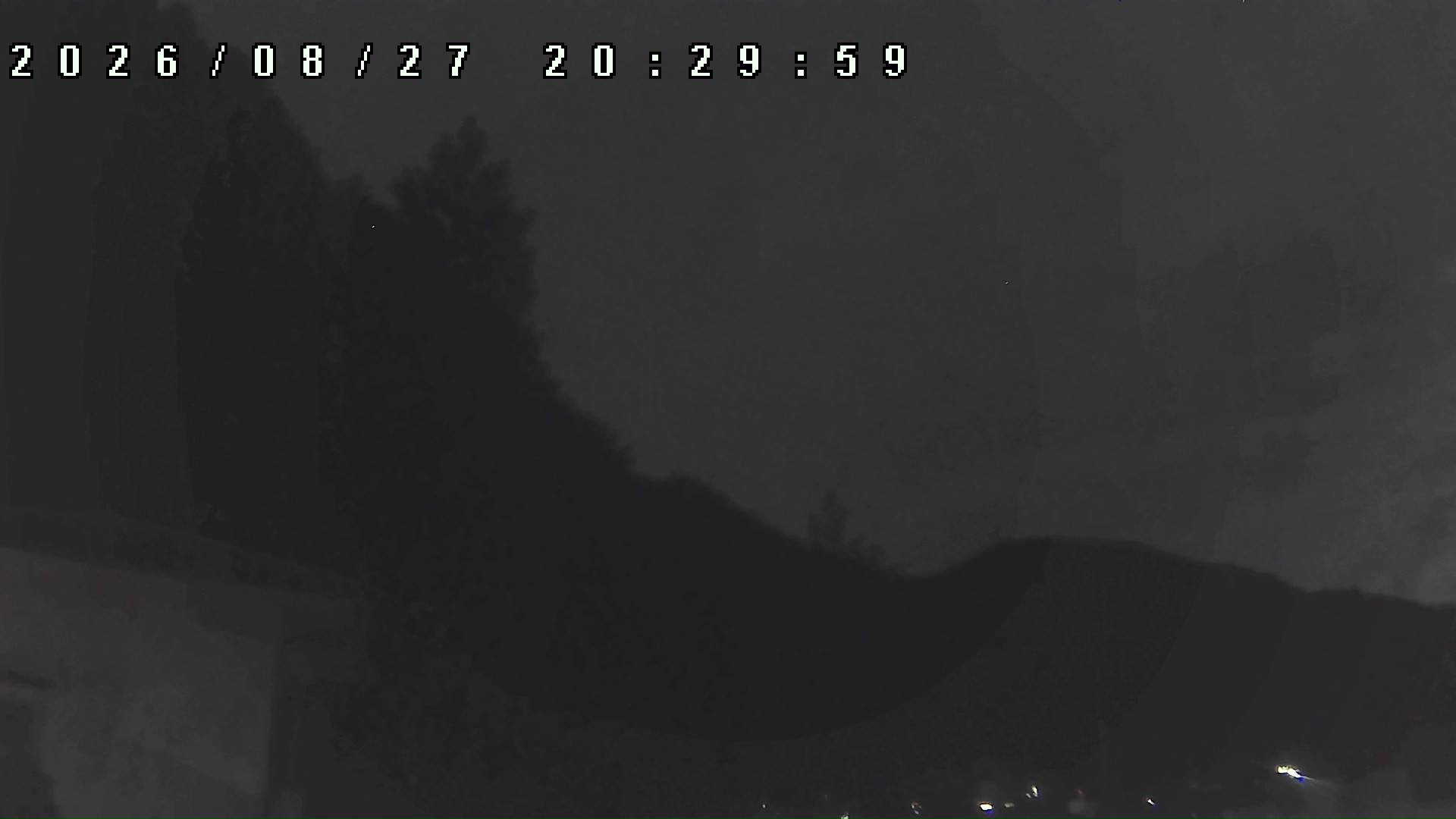 2026年8月27日 20:30ごろの金剛山登山口周辺の空