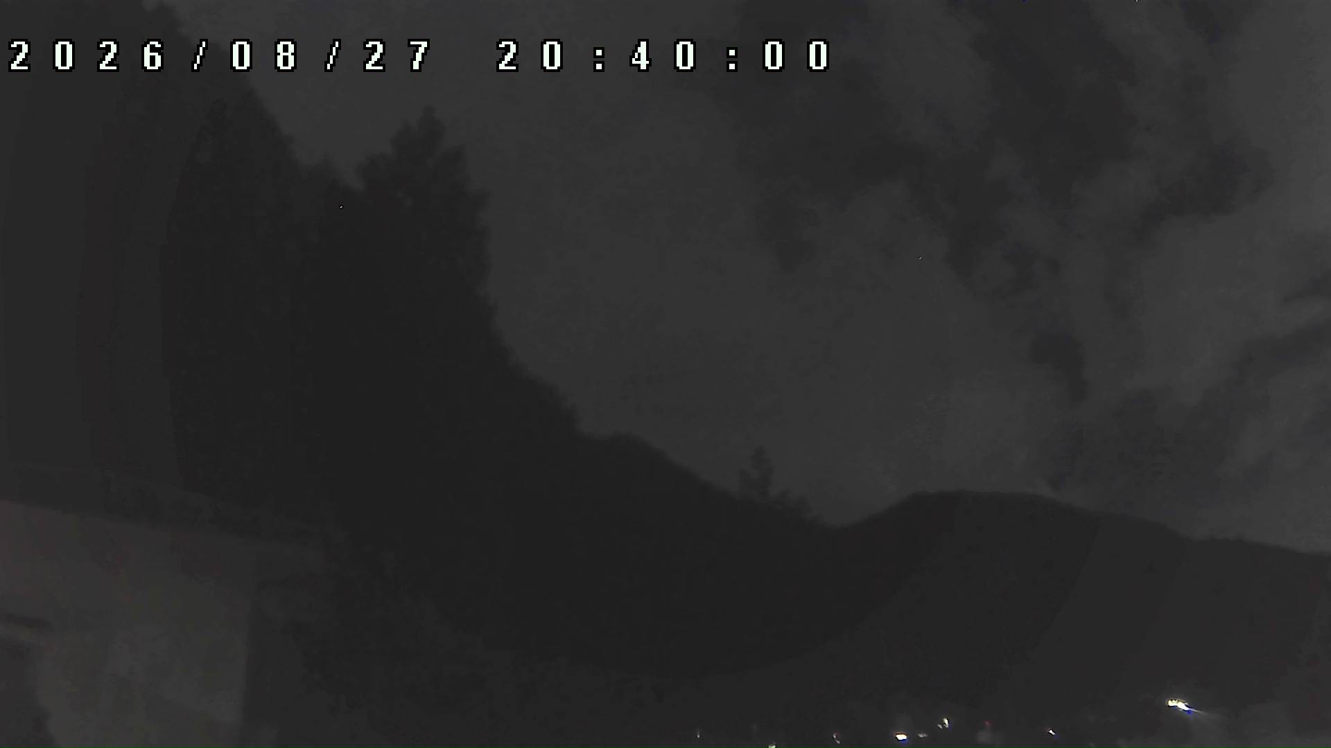 2026年8月27日 20:40ごろの金剛山登山口周辺の空