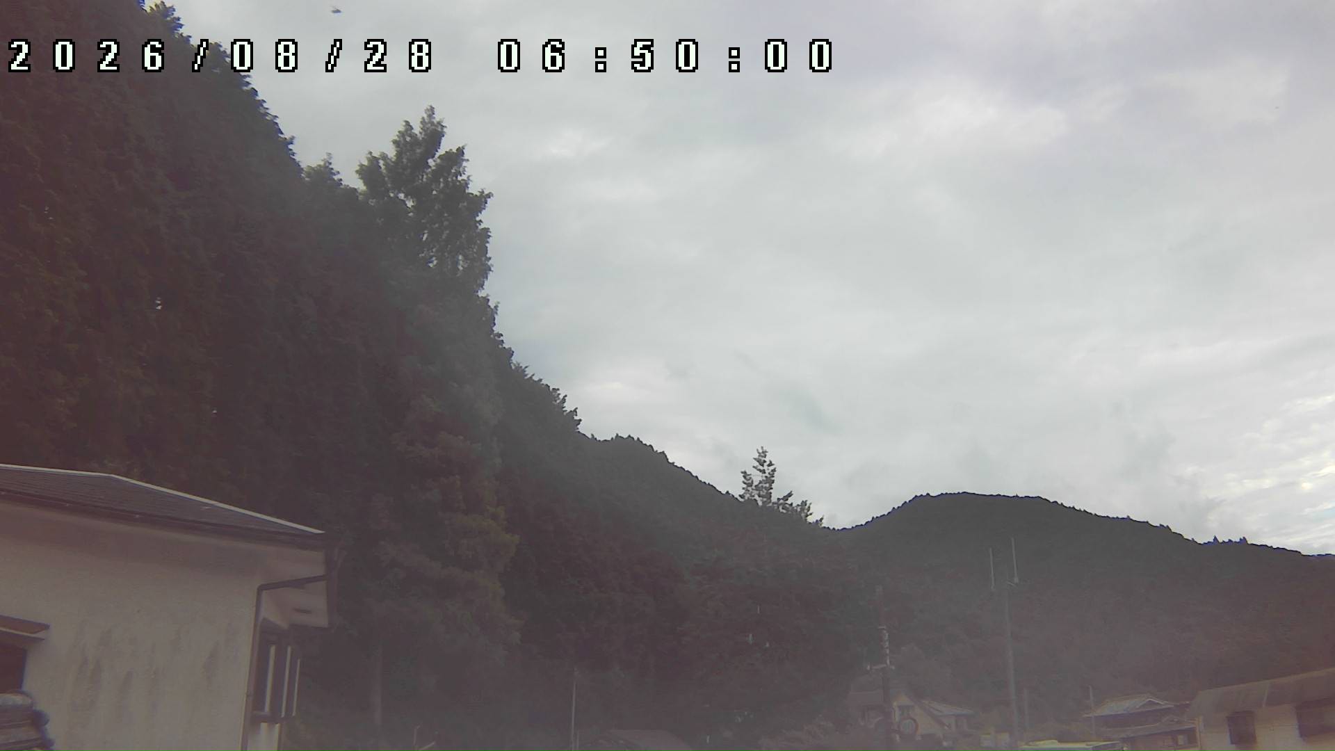 2026年8月28日 06:50ごろの金剛山登山口周辺の空