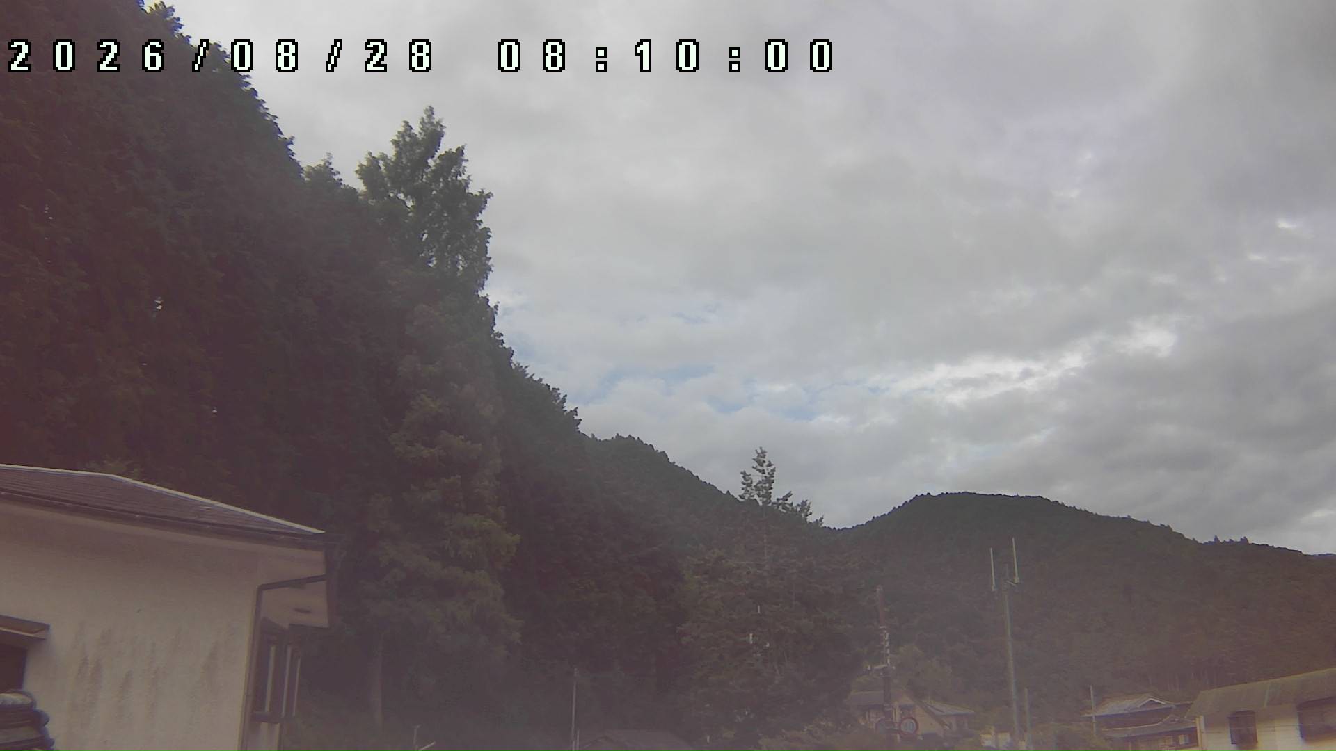 2026年8月28日 08:10ごろの金剛山登山口周辺の空