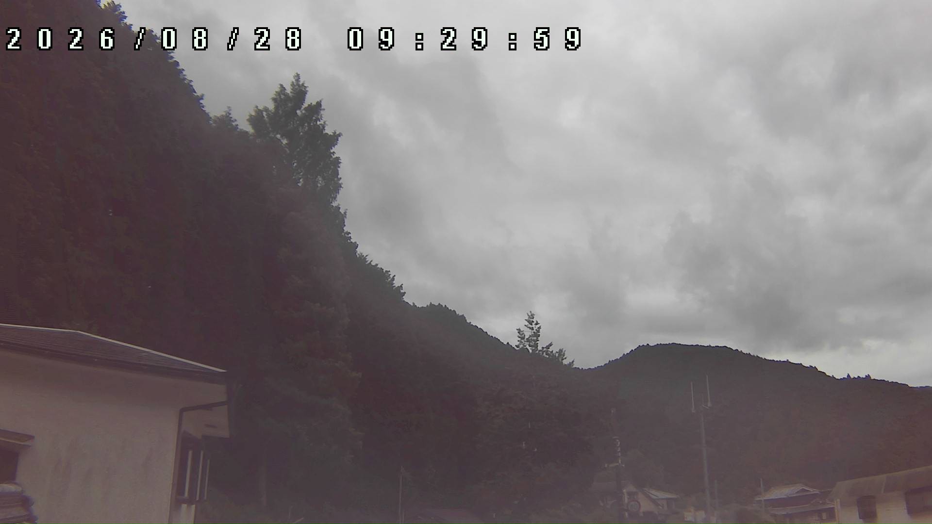 2026年8月28日 09:30ごろの金剛山登山口周辺の空