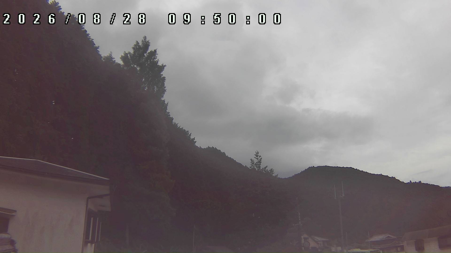 2026年8月28日 09:50ごろの金剛山登山口周辺の空
