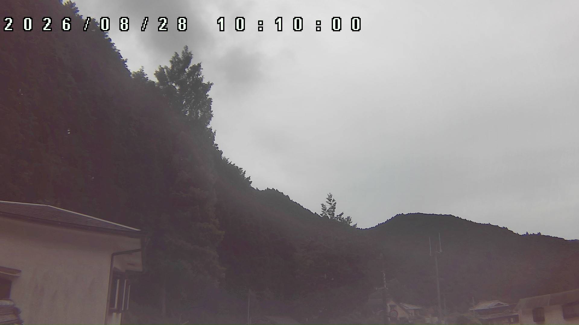 2026年8月28日 10:10ごろの金剛山登山口周辺の空