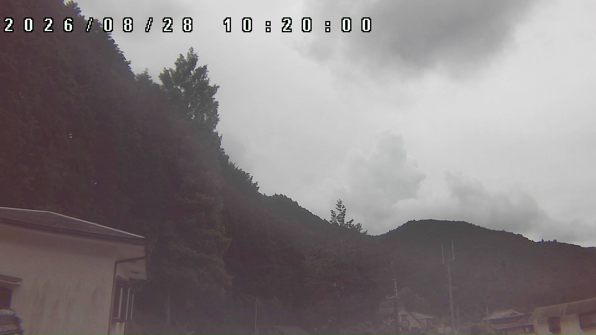 2026年8月28日 10:20ごろの金剛山登山口周辺の空