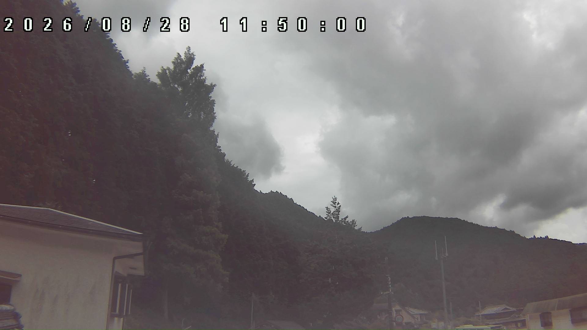 2026年8月28日 11:50ごろの金剛山登山口周辺の空