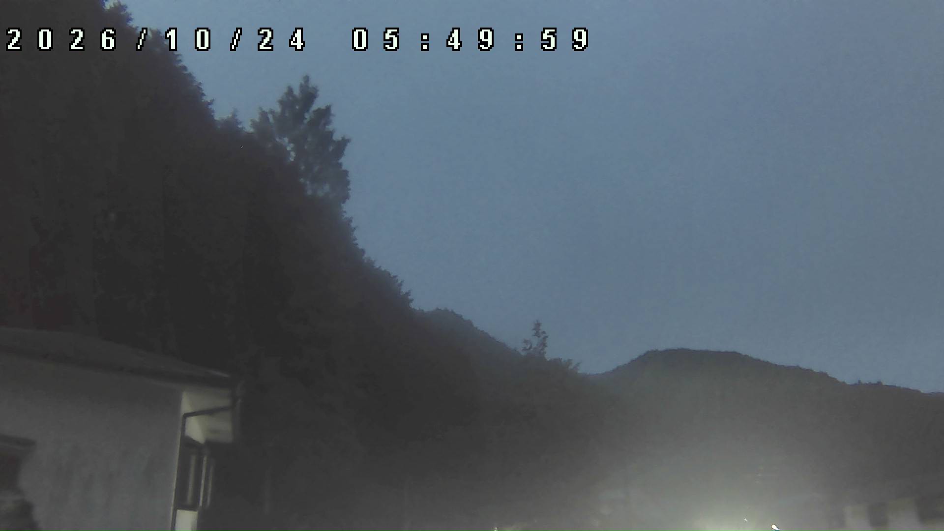 2026年10月24日 05:50ごろの金剛山登山口周辺の空