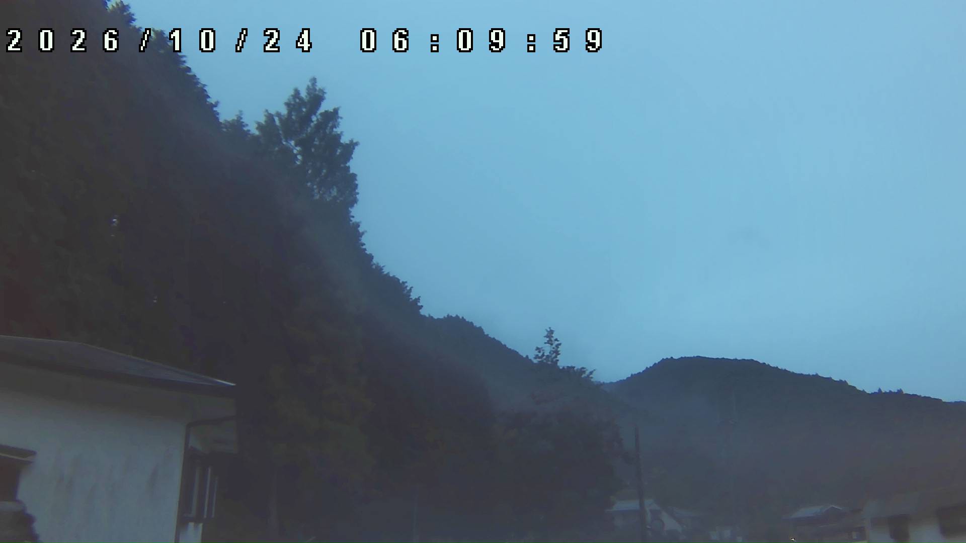 2026年10月24日 06:10ごろの金剛山登山口周辺の空