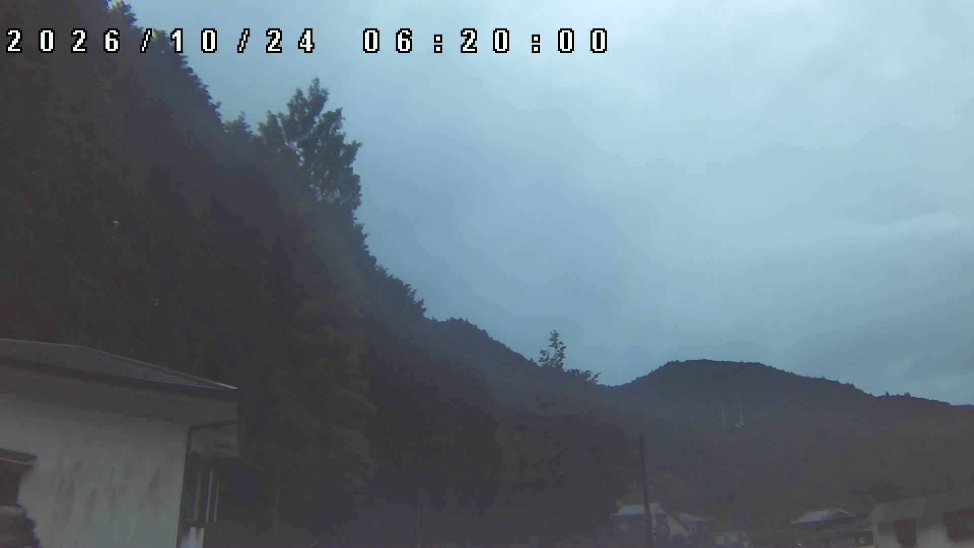 2026年10月24日 06:20ごろの金剛山登山口周辺の空