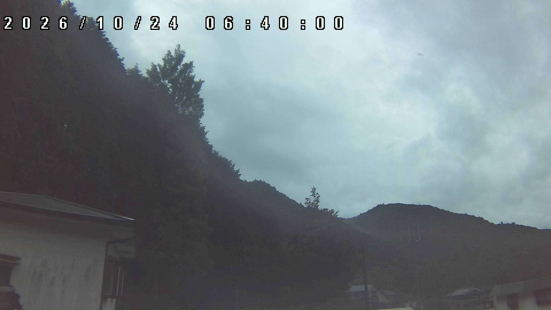 2026年10月24日 06:40ごろの金剛山登山口周辺の空