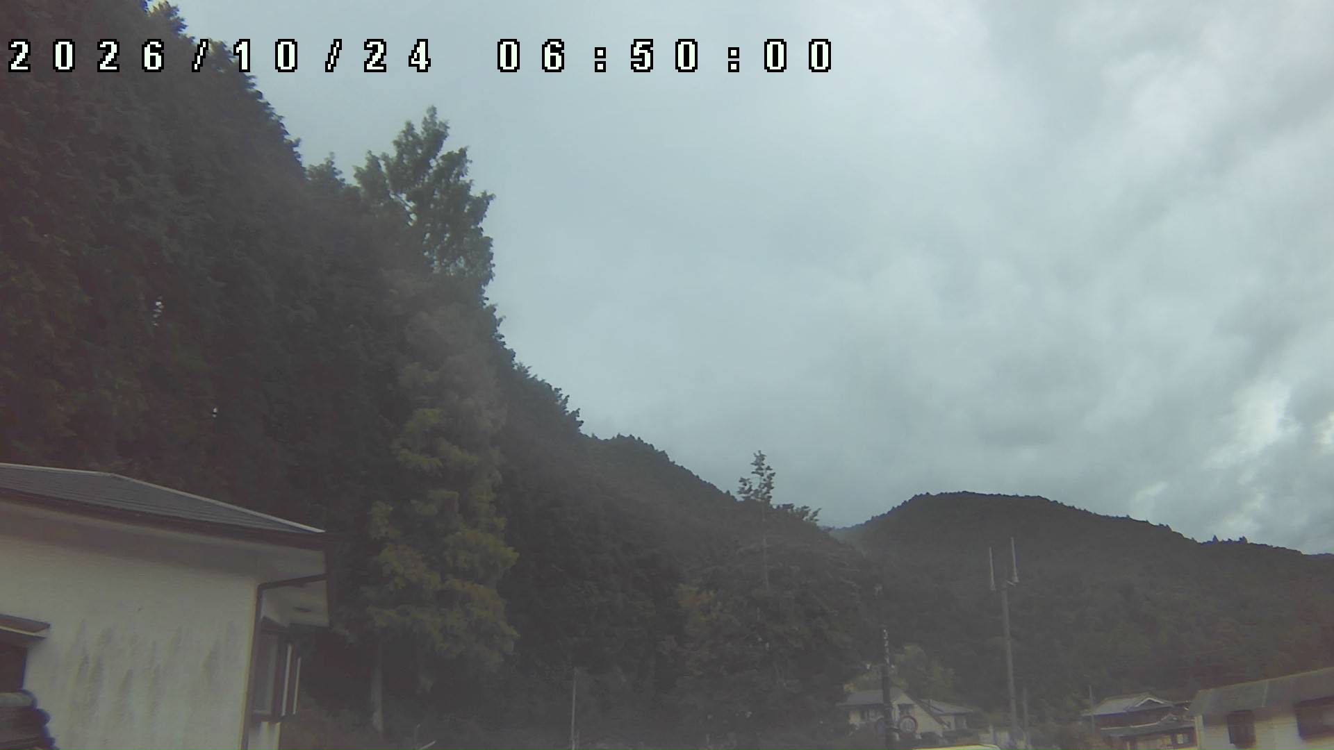 2026年10月24日 06:50ごろの金剛山登山口周辺の空