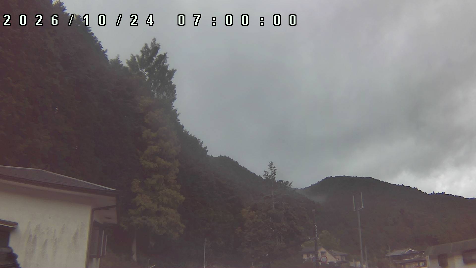 2026年10月24日 07:00ごろの金剛山登山口周辺の空