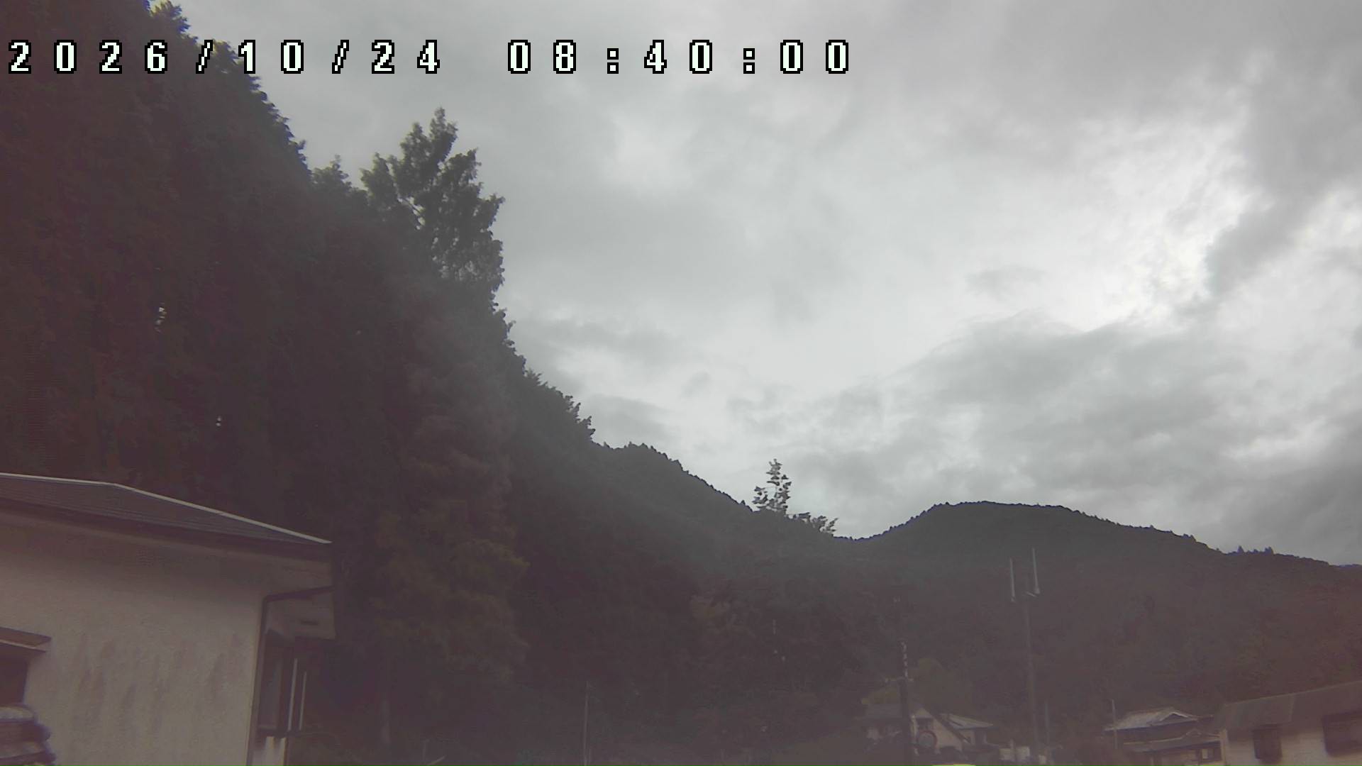 2026年10月24日 08:40ごろの金剛山登山口周辺の空