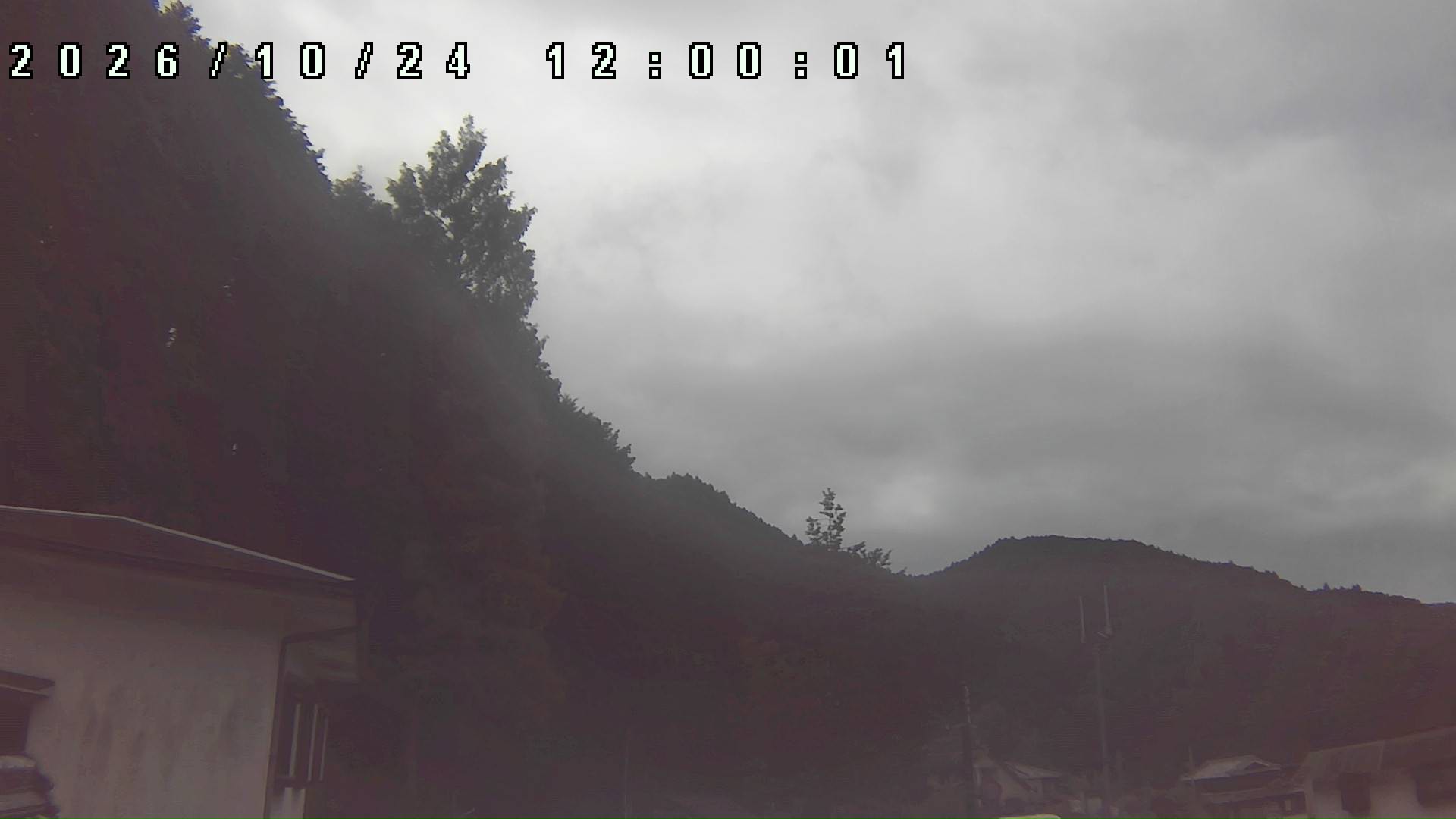 2026年10月24日 12:00ごろの金剛山登山口周辺の空