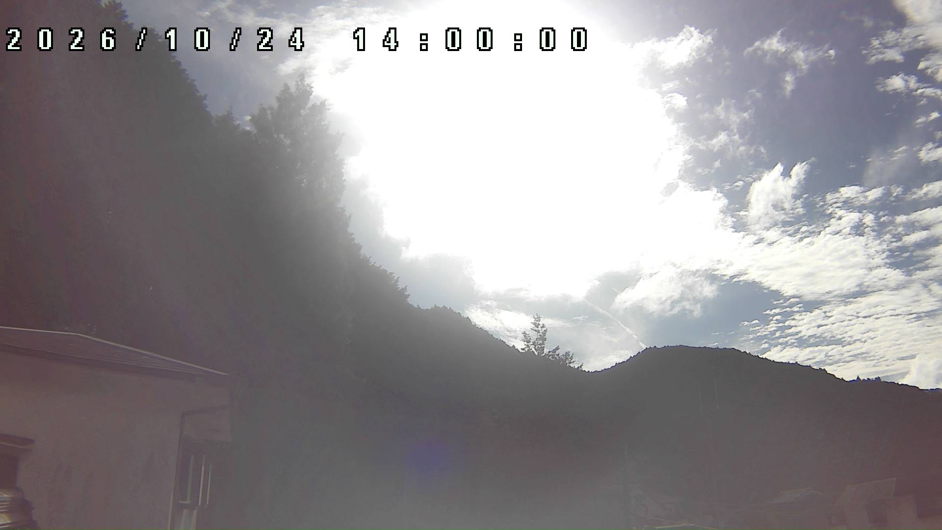 2026年10月24日 14:00ごろの金剛山登山口周辺の空
