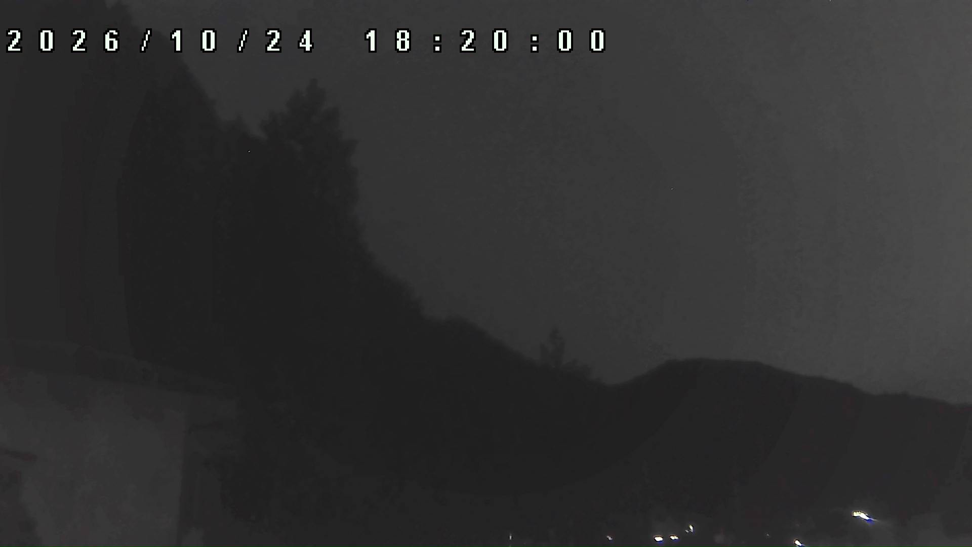 2026年10月24日 18:20ごろの金剛山登山口周辺の空
