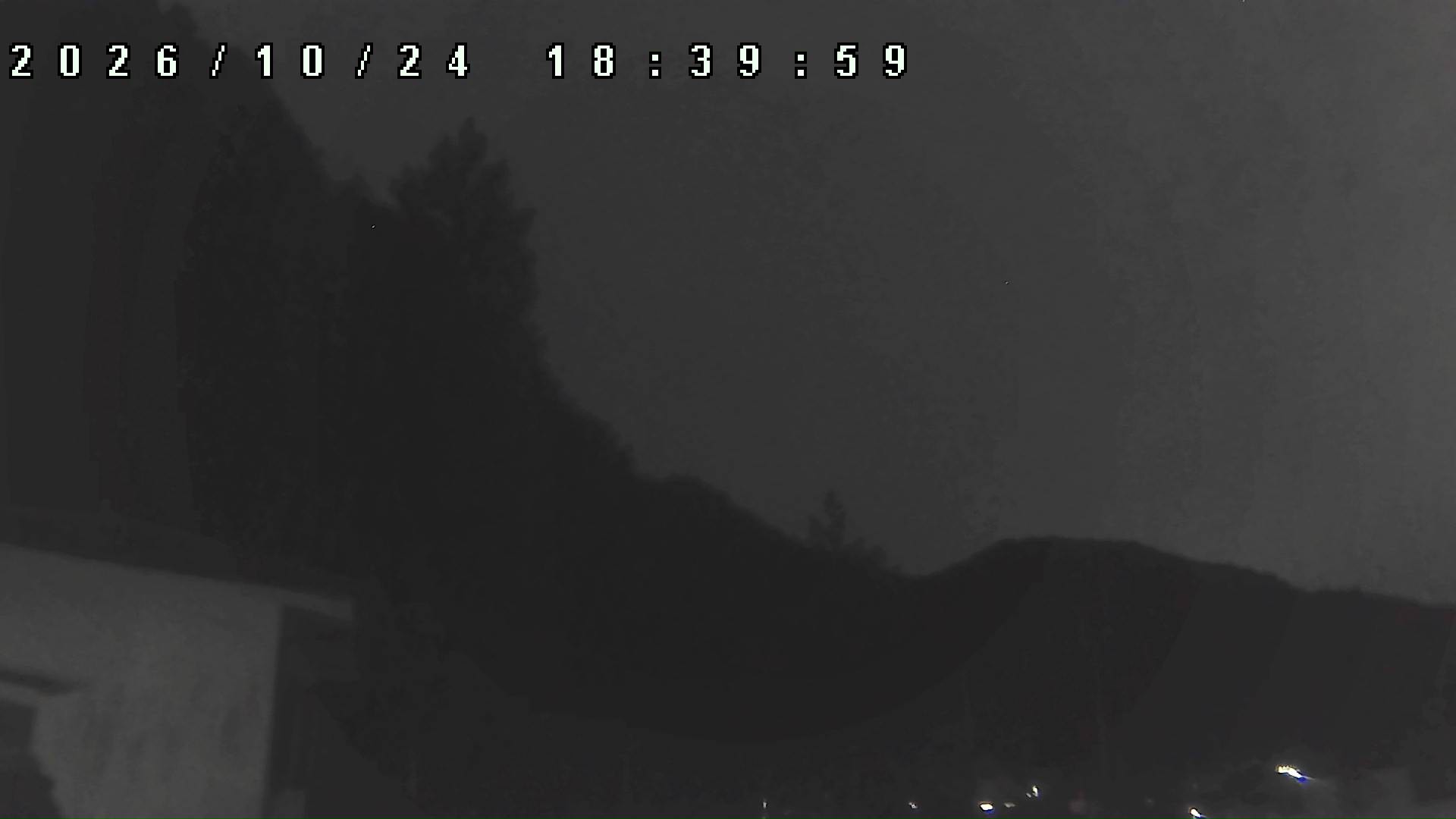 2026年10月24日 18:40ごろの金剛山登山口周辺の空
