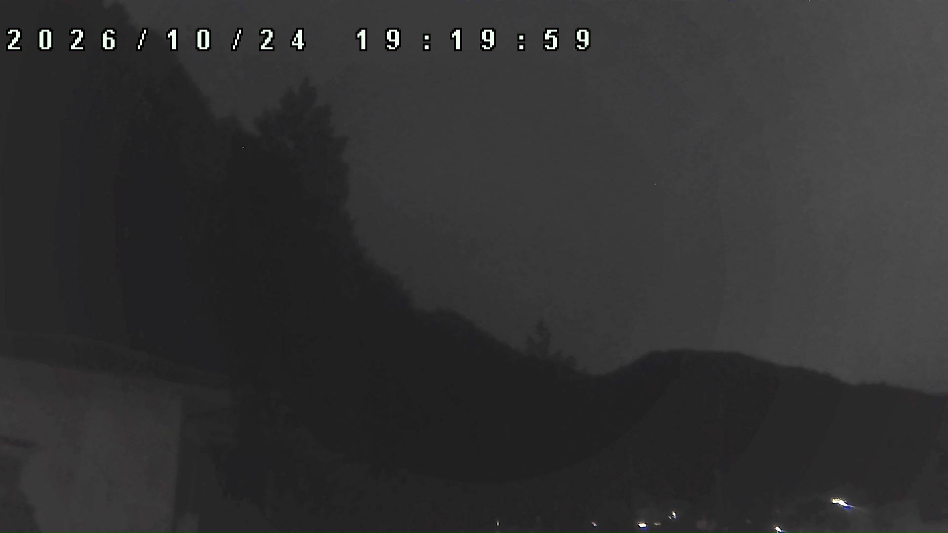 2026年10月24日 19:20ごろの金剛山登山口周辺の空