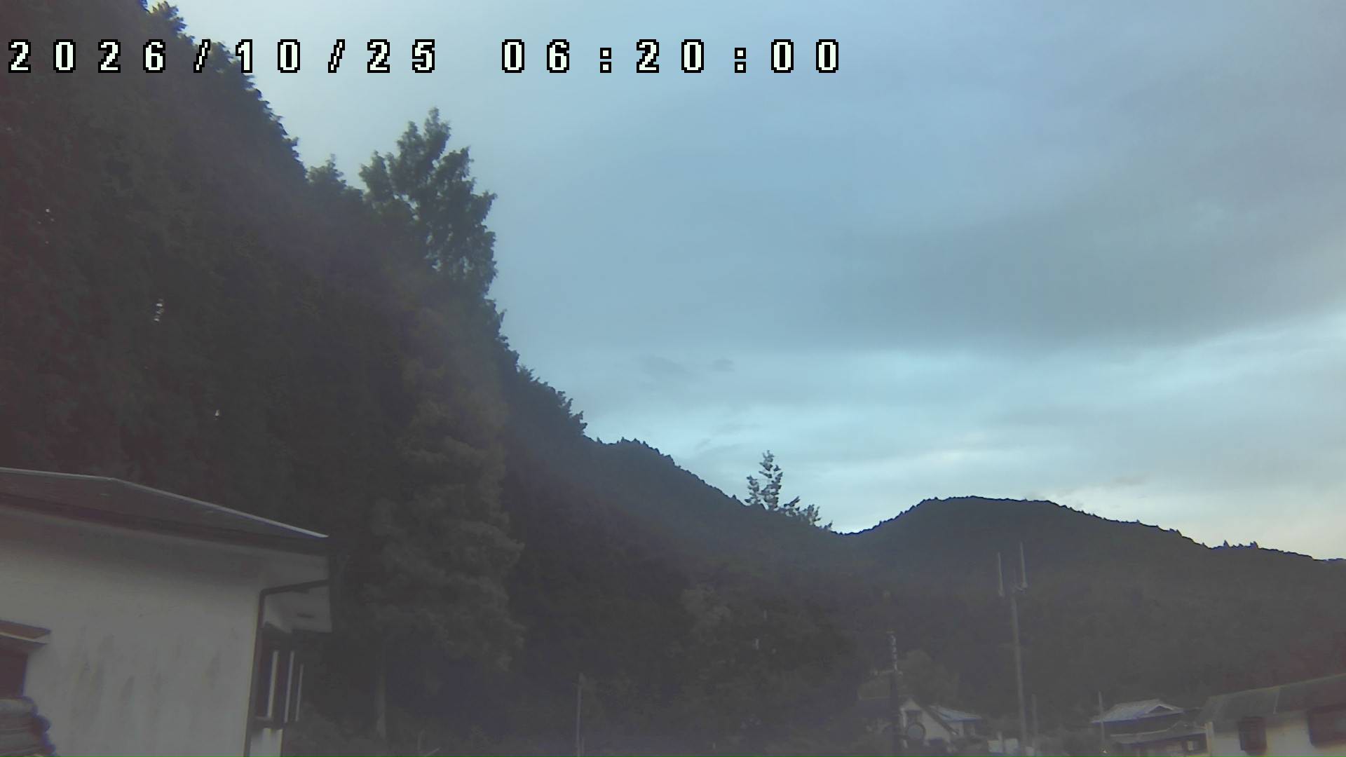 2026年10月25日 06:20ごろの金剛山登山口周辺の空