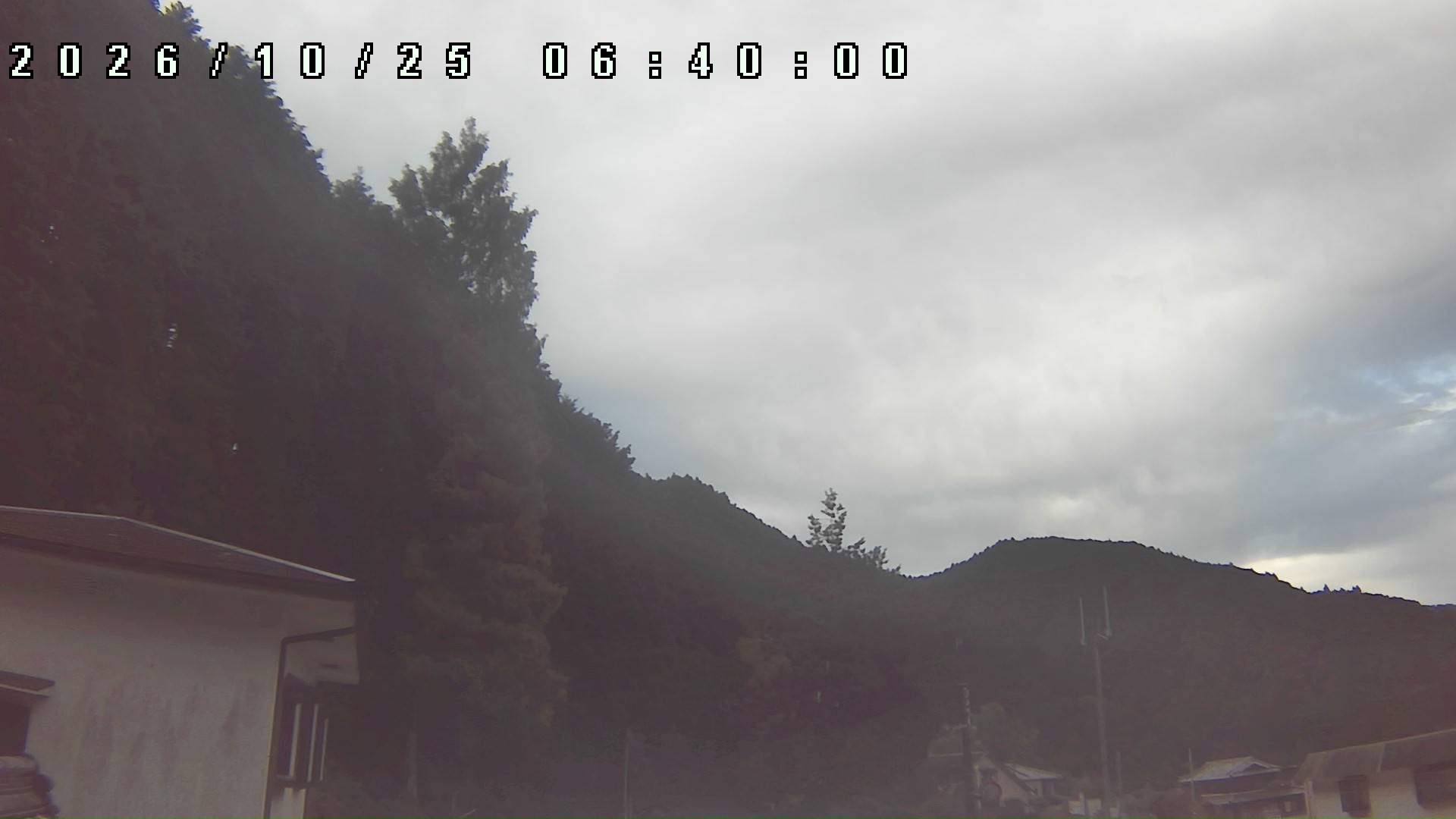 2026年10月25日 06:40ごろの金剛山登山口周辺の空