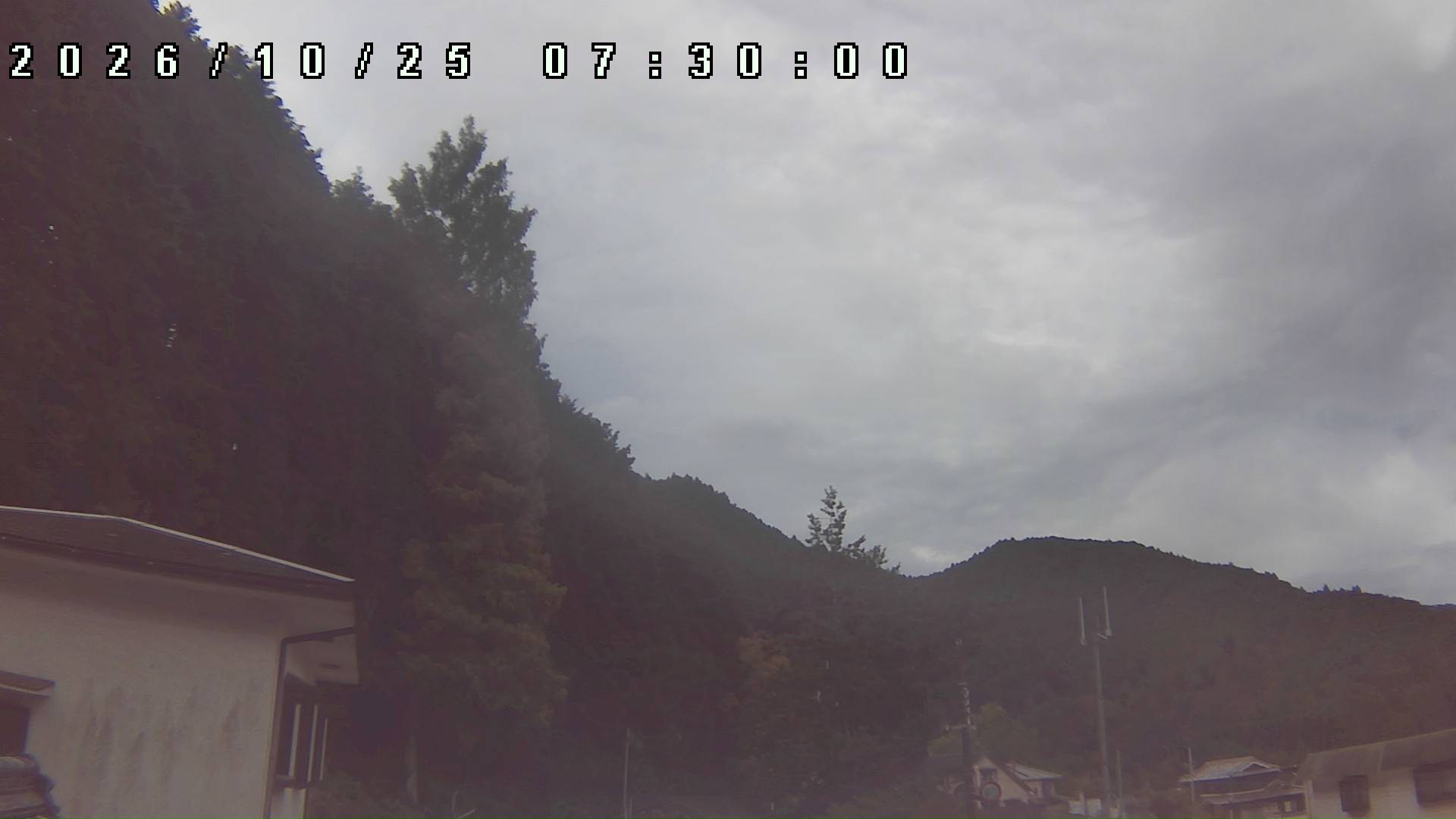 2026年10月25日 07:30ごろの金剛山登山口周辺の空