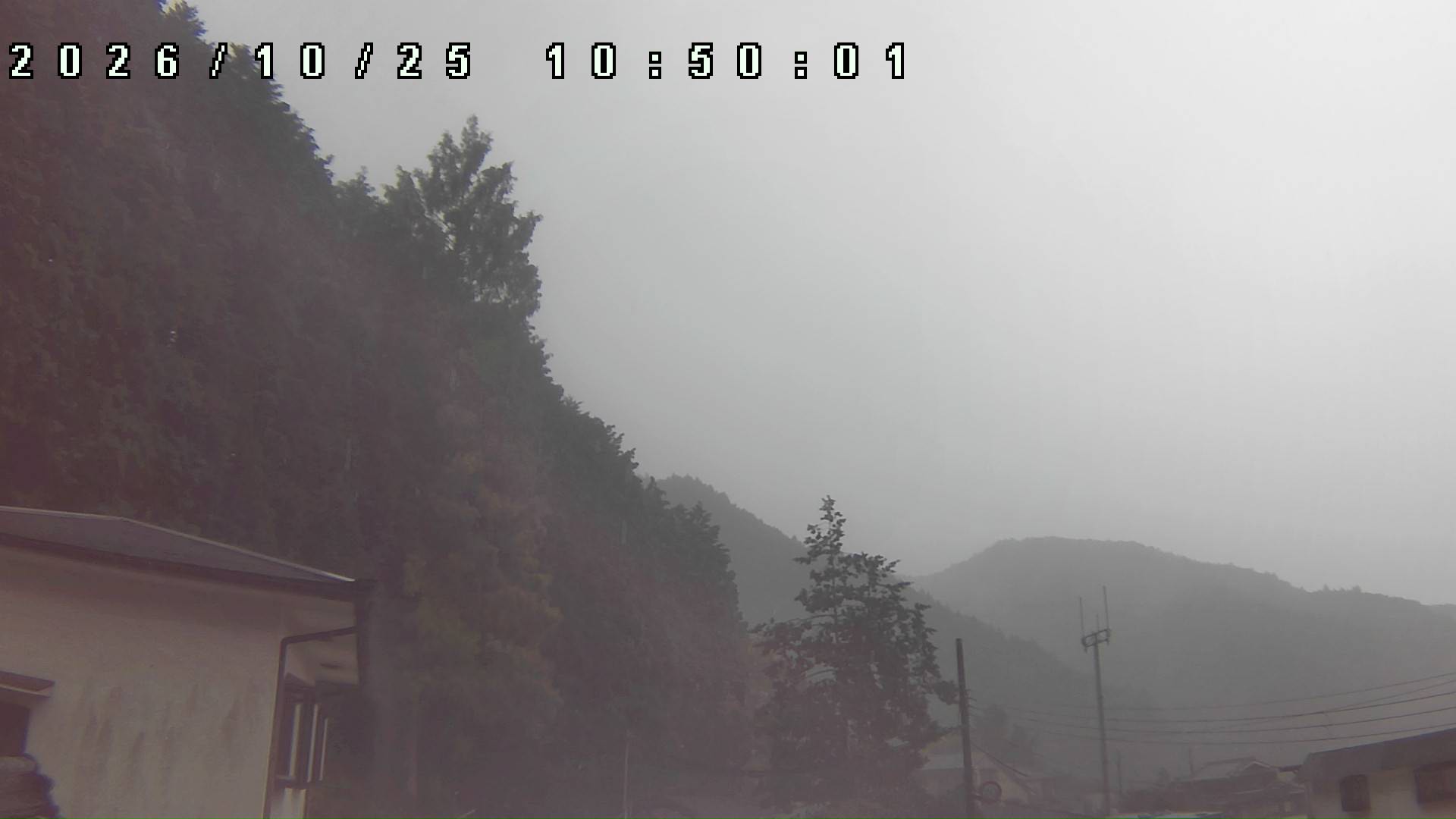 2026年10月25日 10:50ごろの金剛山登山口周辺の空