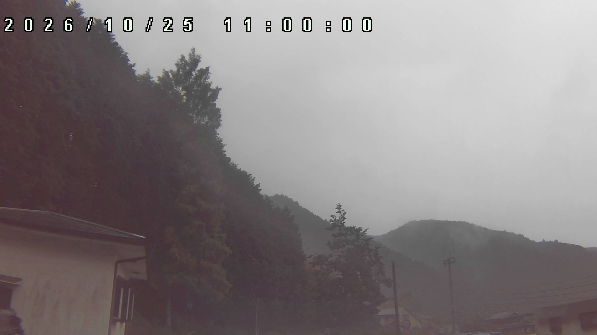 2026年10月25日 11:00ごろの金剛山登山口周辺の空