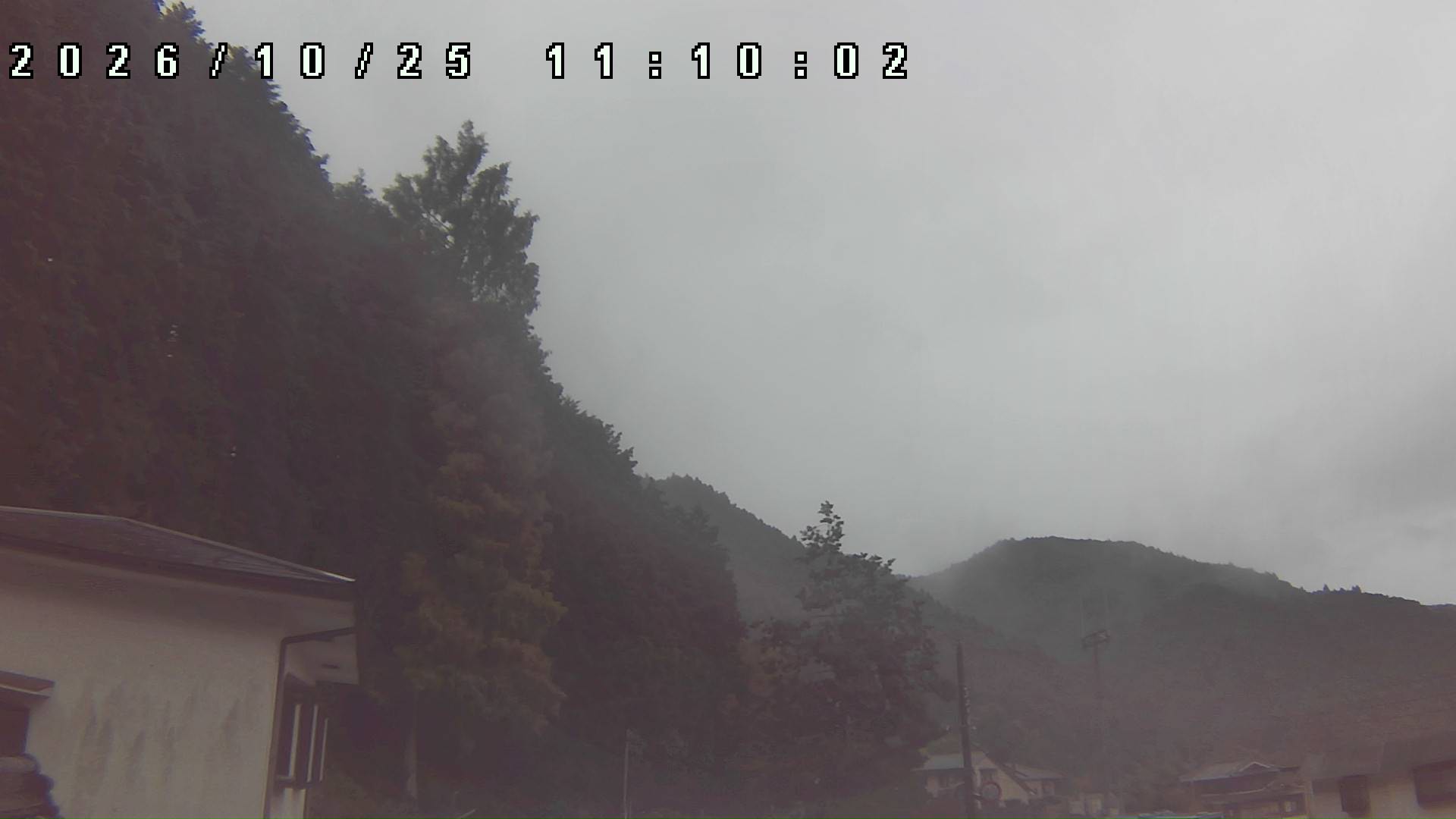 2026年10月25日 11:10ごろの金剛山登山口周辺の空