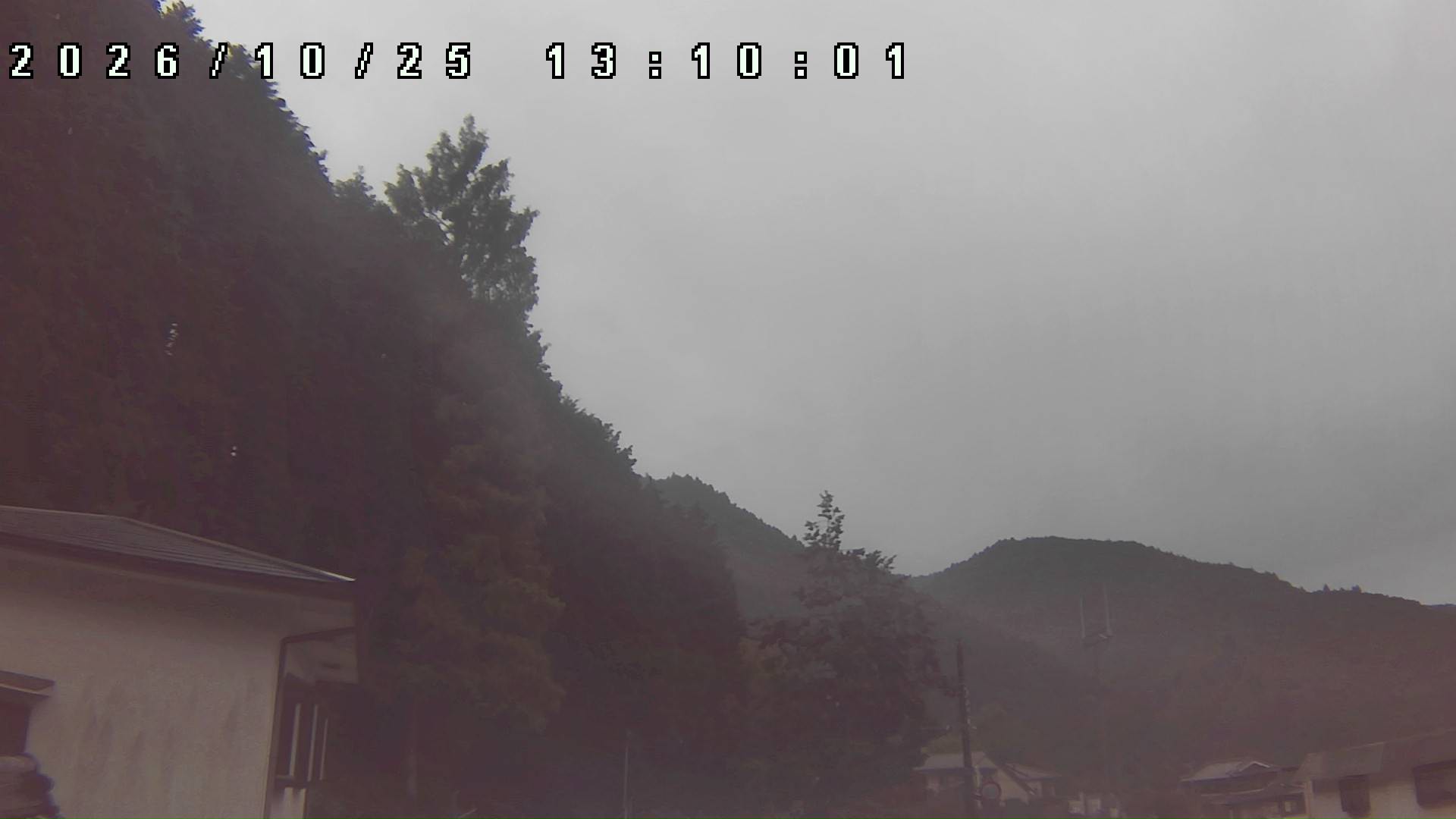 2026年10月25日 13:10ごろの金剛山登山口周辺の空