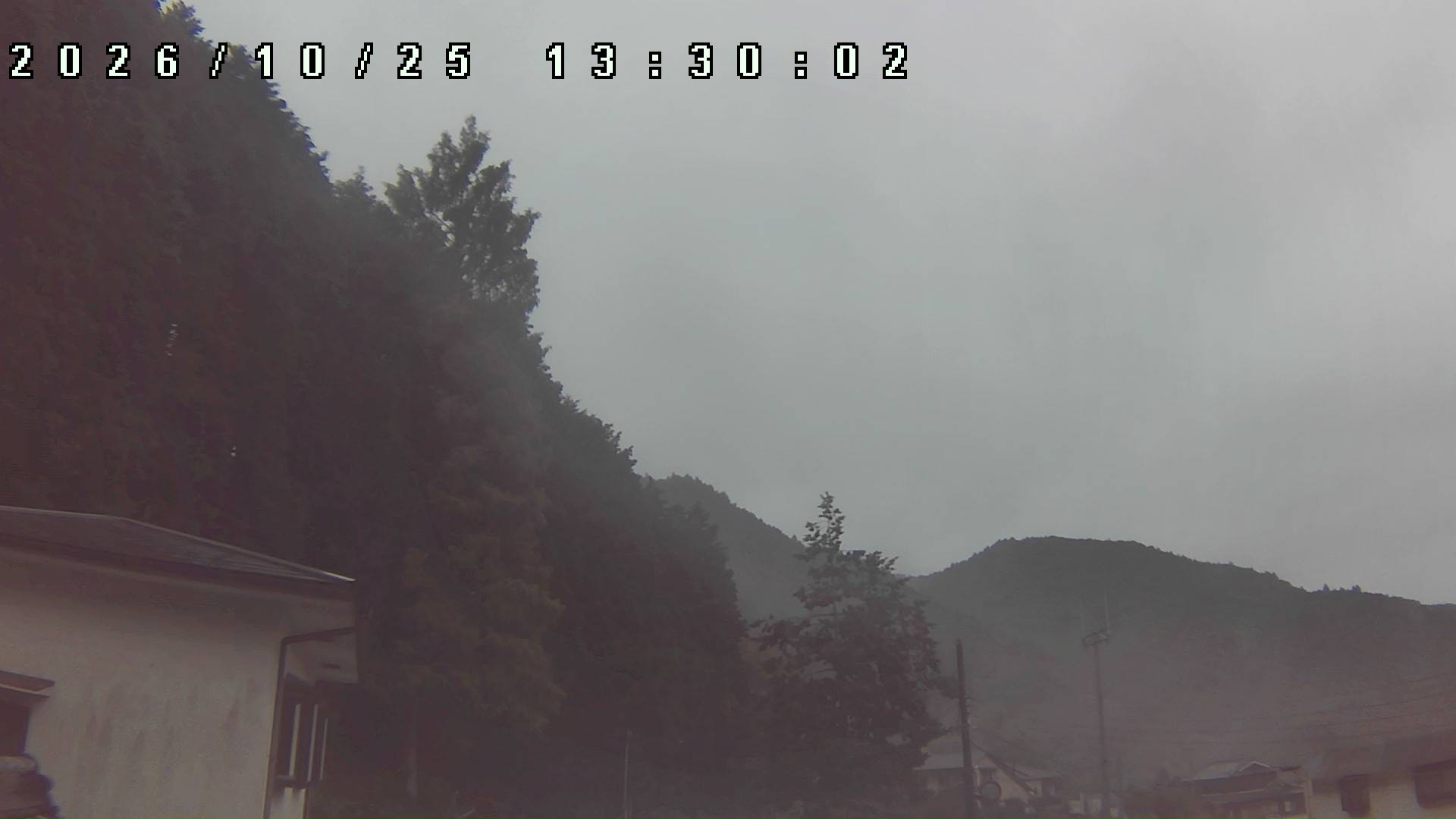 2026年10月25日 13:30ごろの金剛山登山口周辺の空