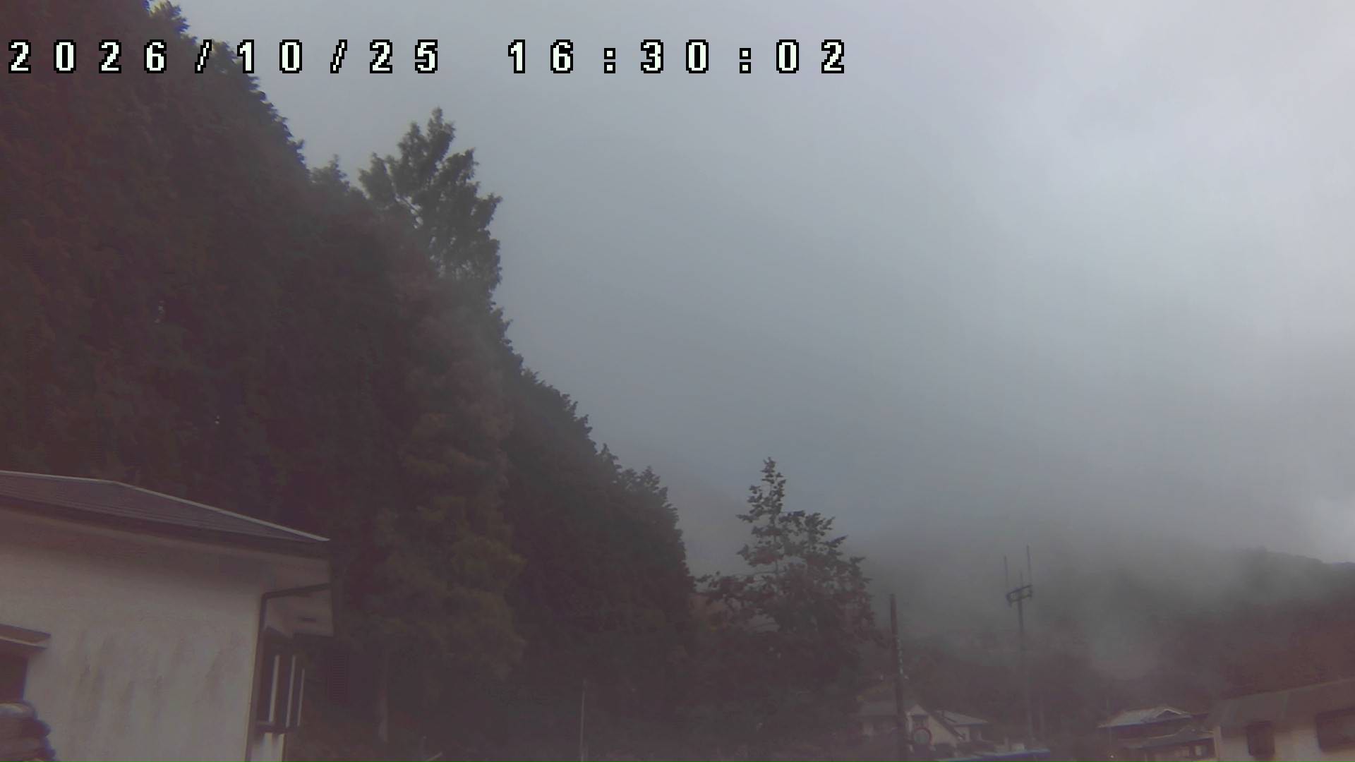 2026年10月25日 16:30ごろの金剛山登山口周辺の空