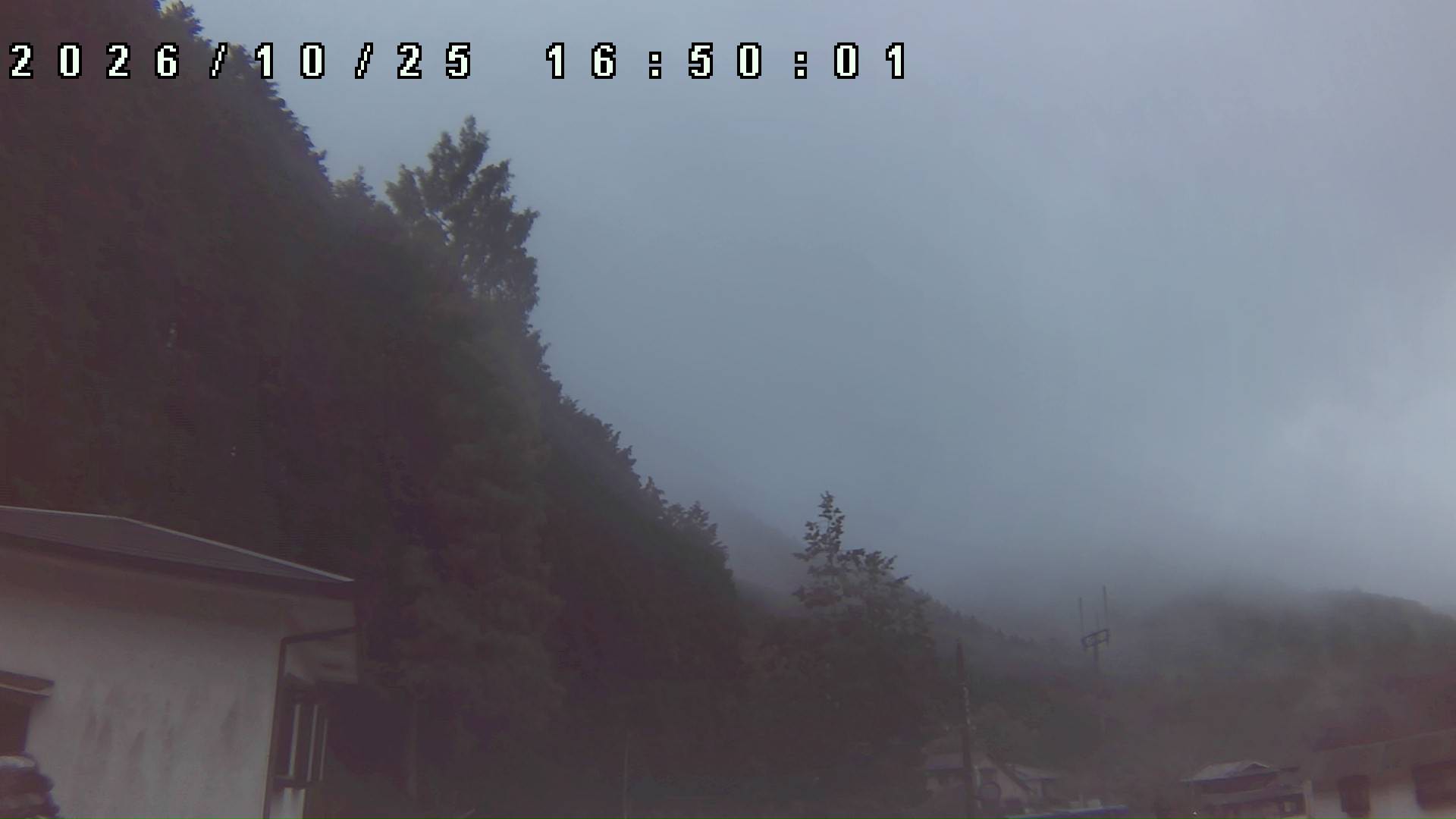 2026年10月25日 16:50ごろの金剛山登山口周辺の空