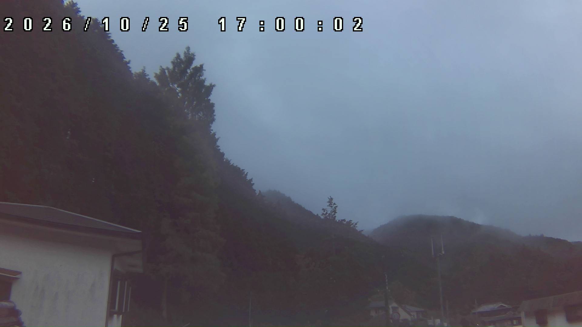 2026年10月25日 17:00ごろの金剛山登山口周辺の空