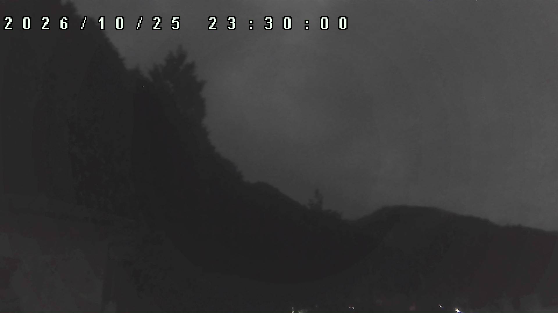 2026年10月25日 23:30ごろの金剛山登山口周辺の空