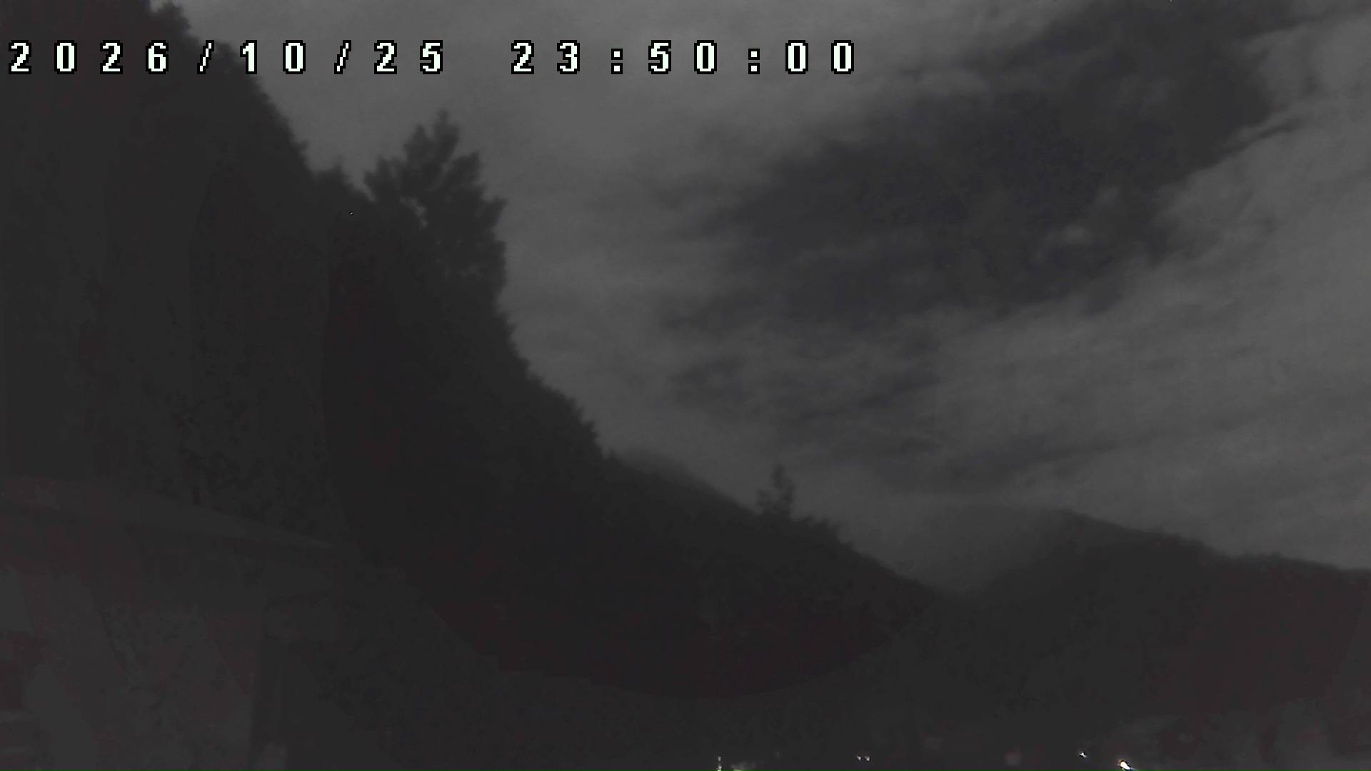 2026年10月25日 23:50ごろの金剛山登山口周辺の空