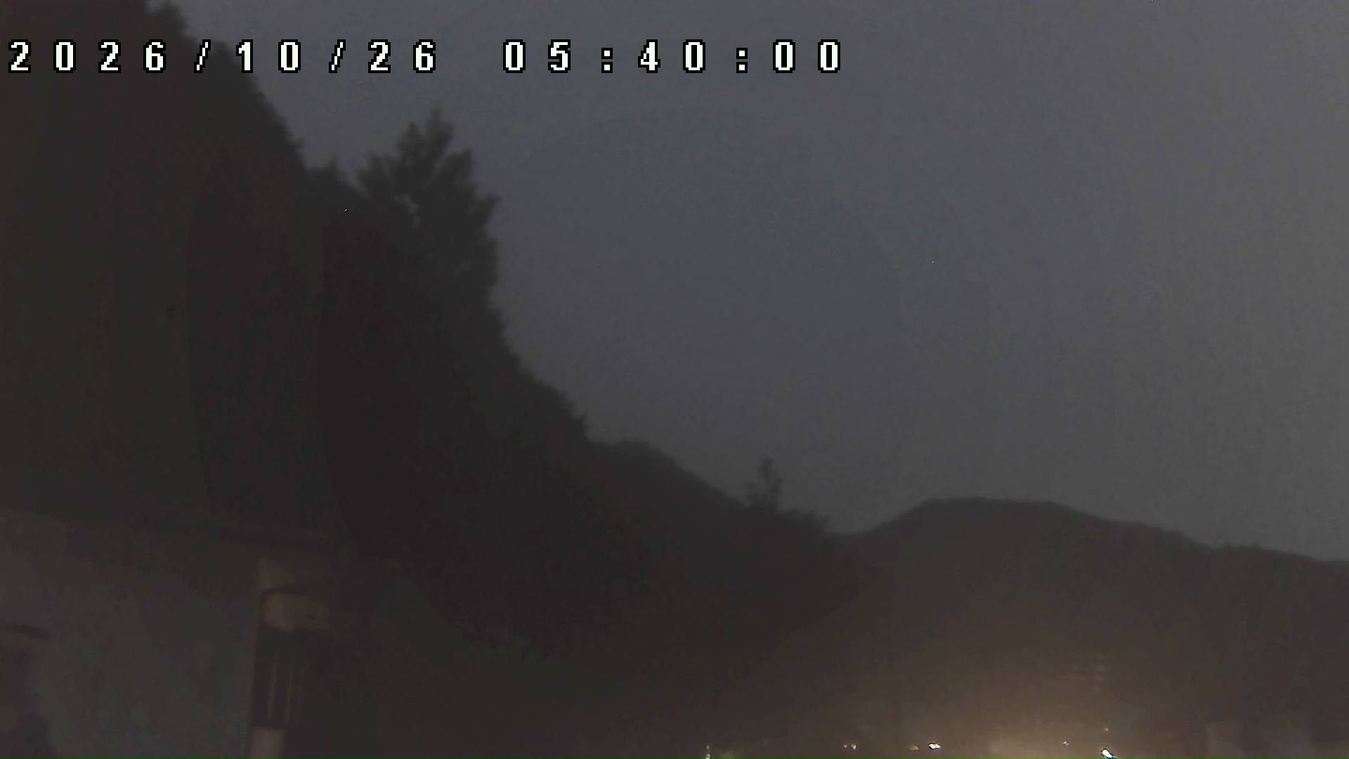 2026年10月26日 05:40ごろの金剛山登山口周辺の空