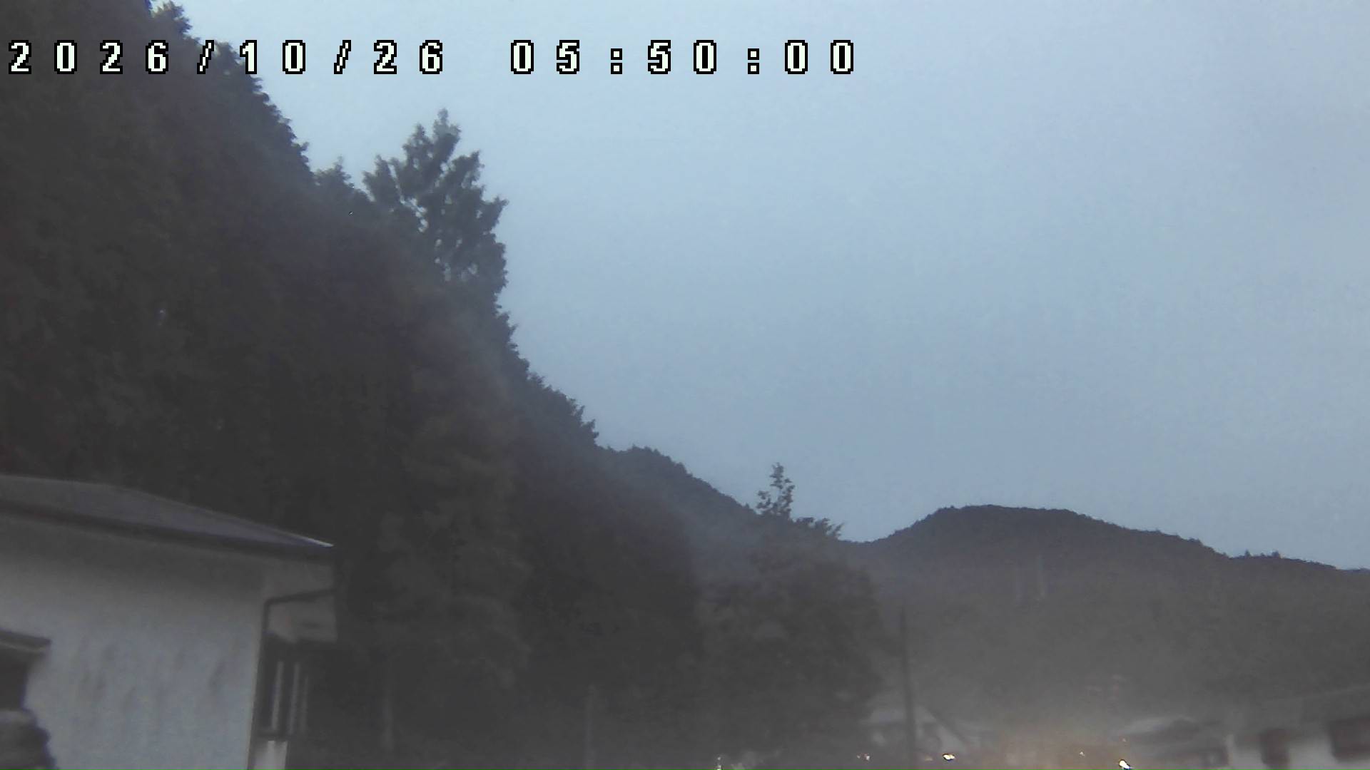 2026年10月26日 05:50ごろの金剛山登山口周辺の空