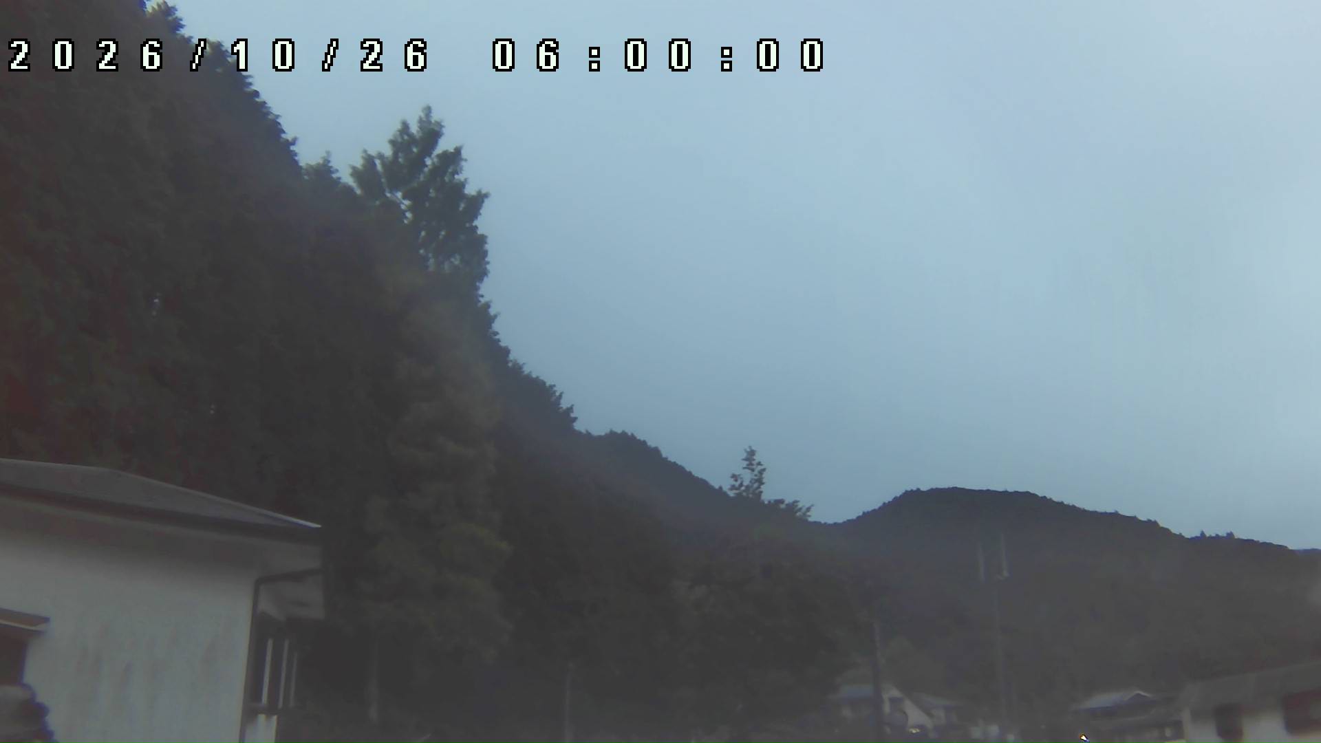 2026年10月26日 06:00ごろの金剛山登山口周辺の空