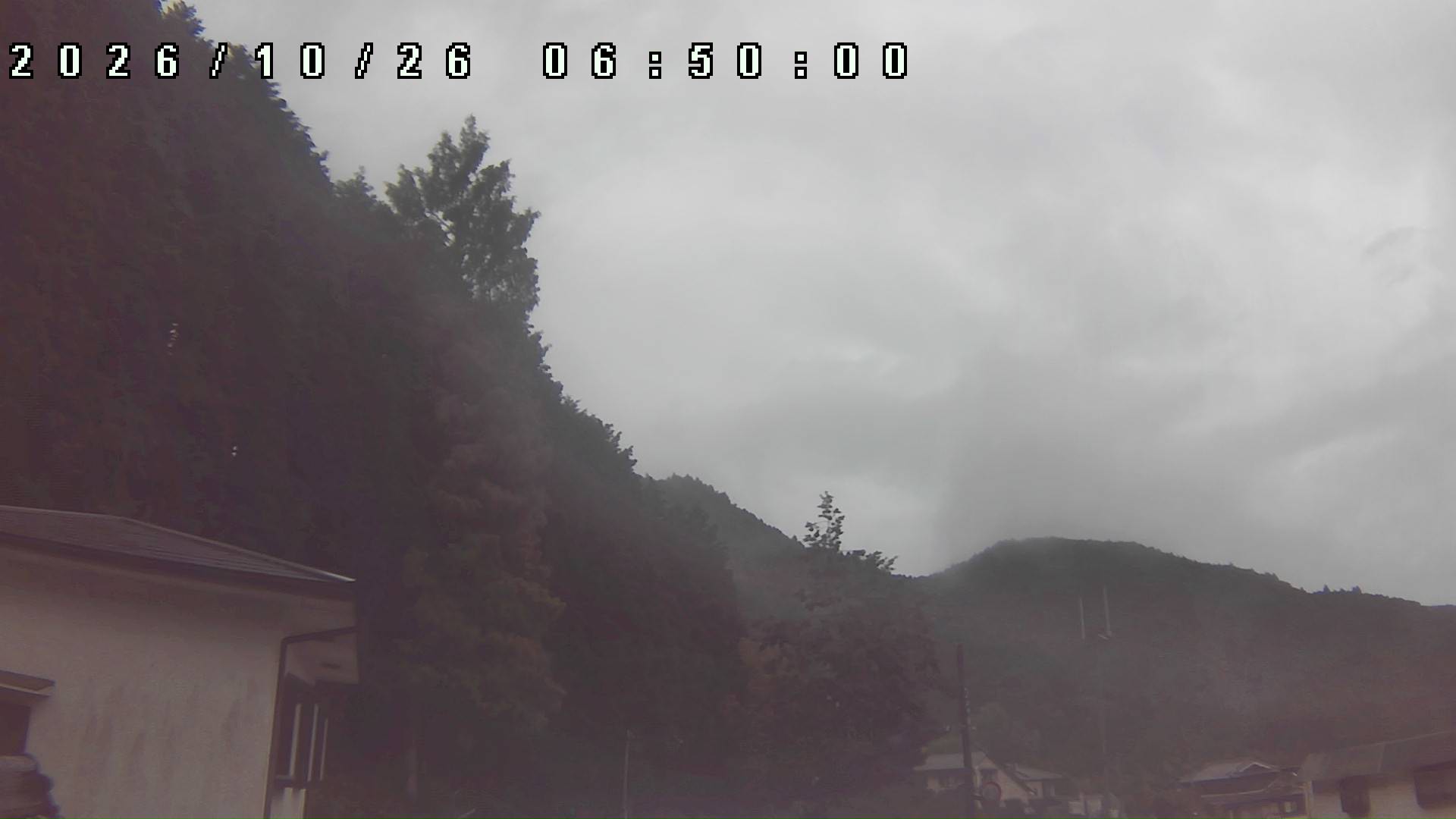 2026年10月26日 06:50ごろの金剛山登山口周辺の空
