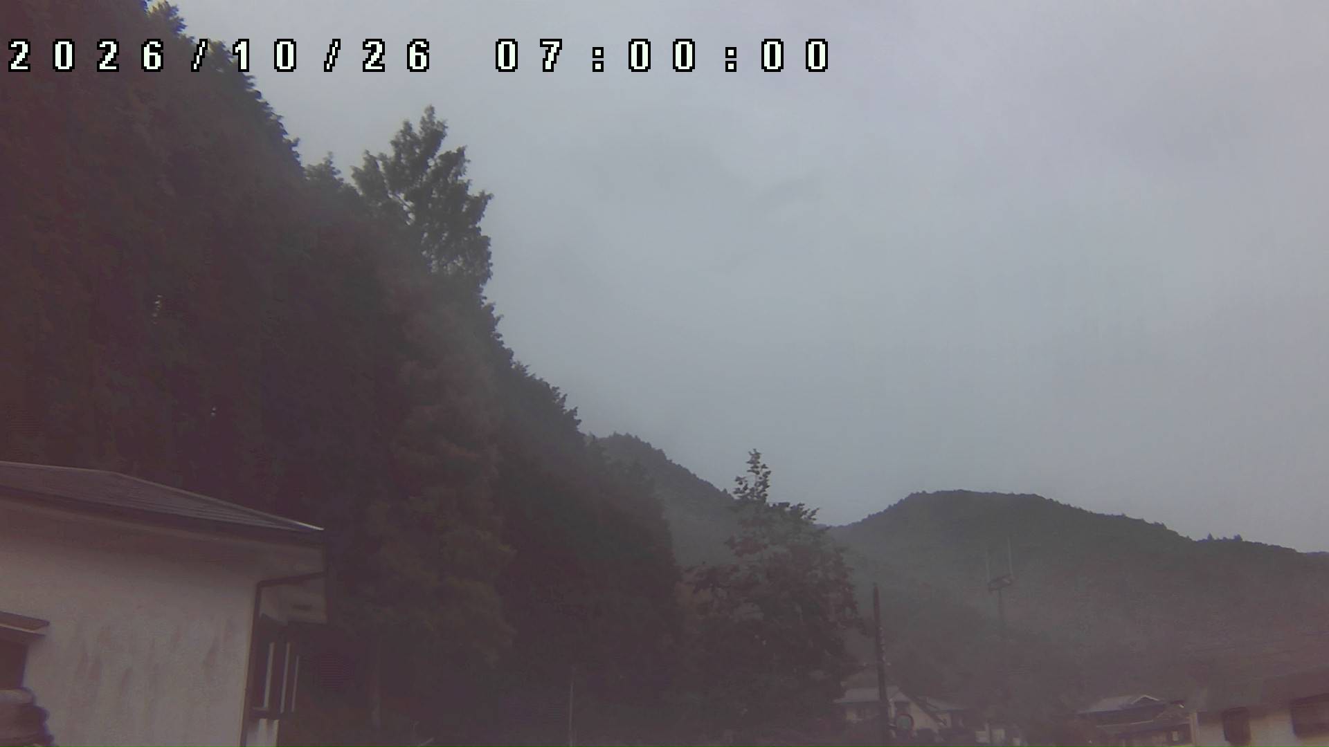 2026年10月26日 07:00ごろの金剛山登山口周辺の空