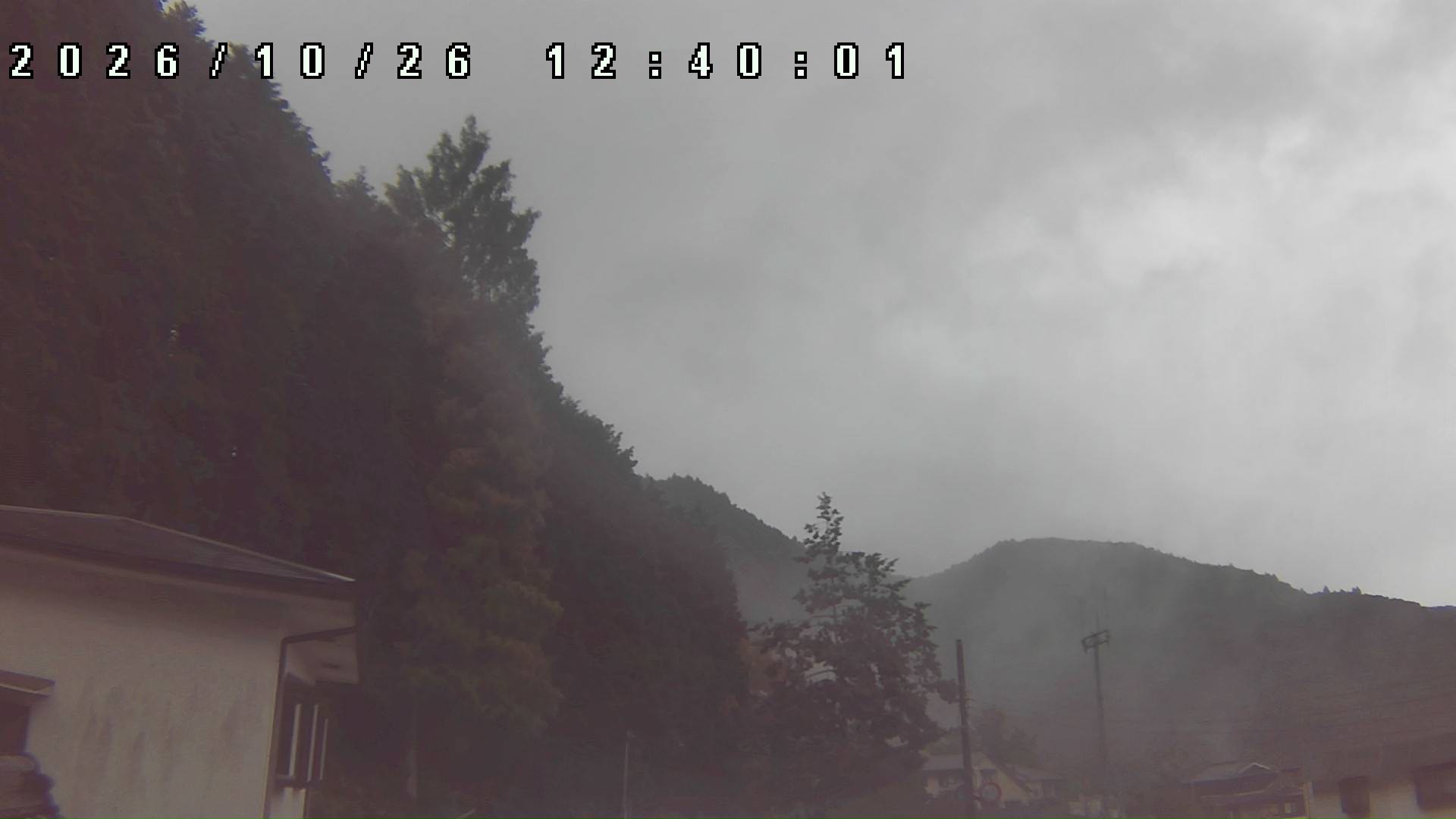 2026年10月26日 12:40ごろの金剛山登山口周辺の空