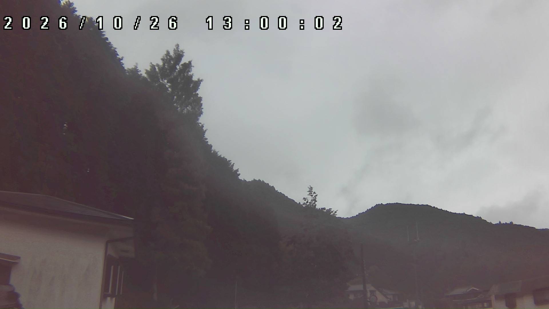 2026年10月26日 13:00ごろの金剛山登山口周辺の空